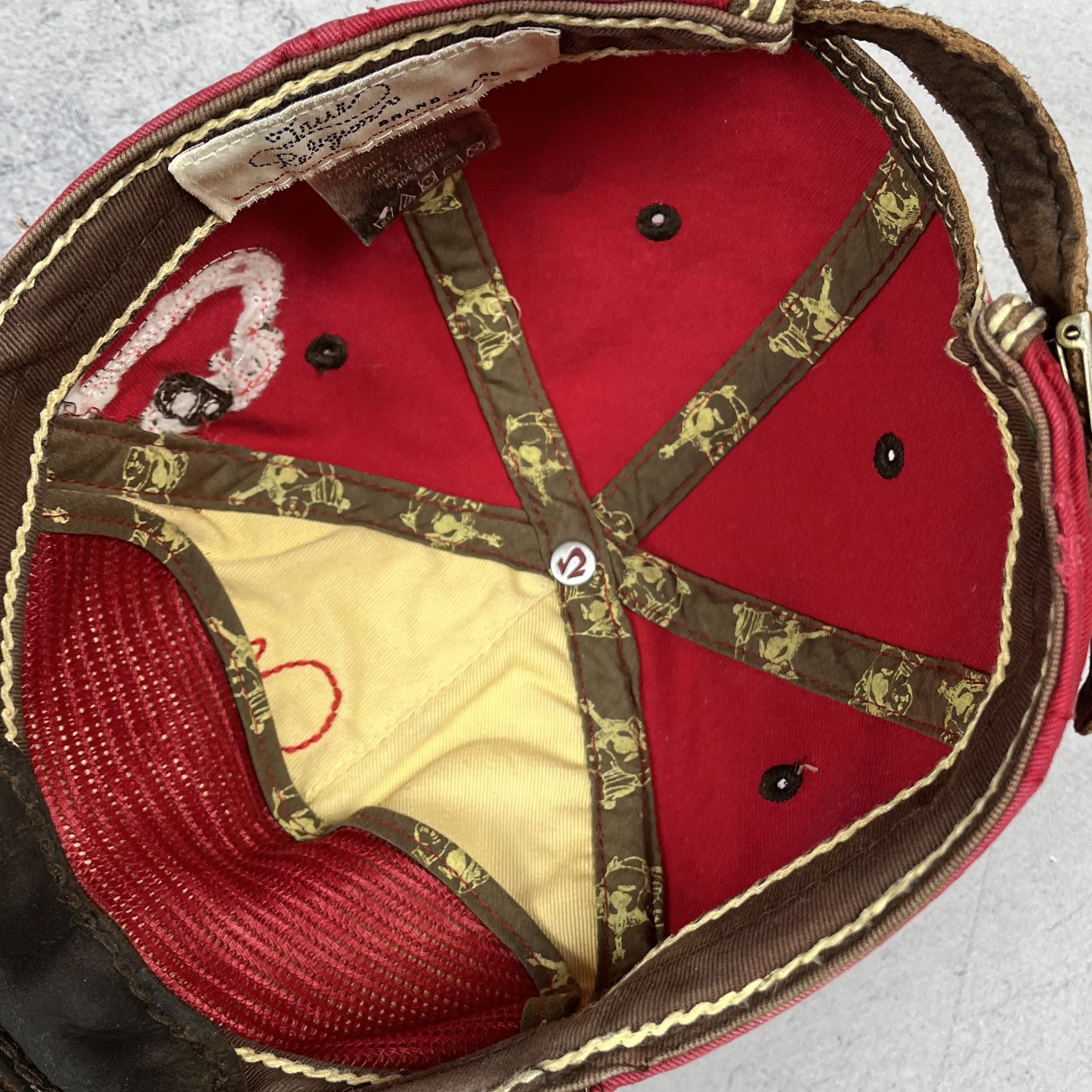 True Religion Crazy True Religion Y2K Leather Distressed Big Logo Cap Size ONE SIZE - 16 Thumbnail
