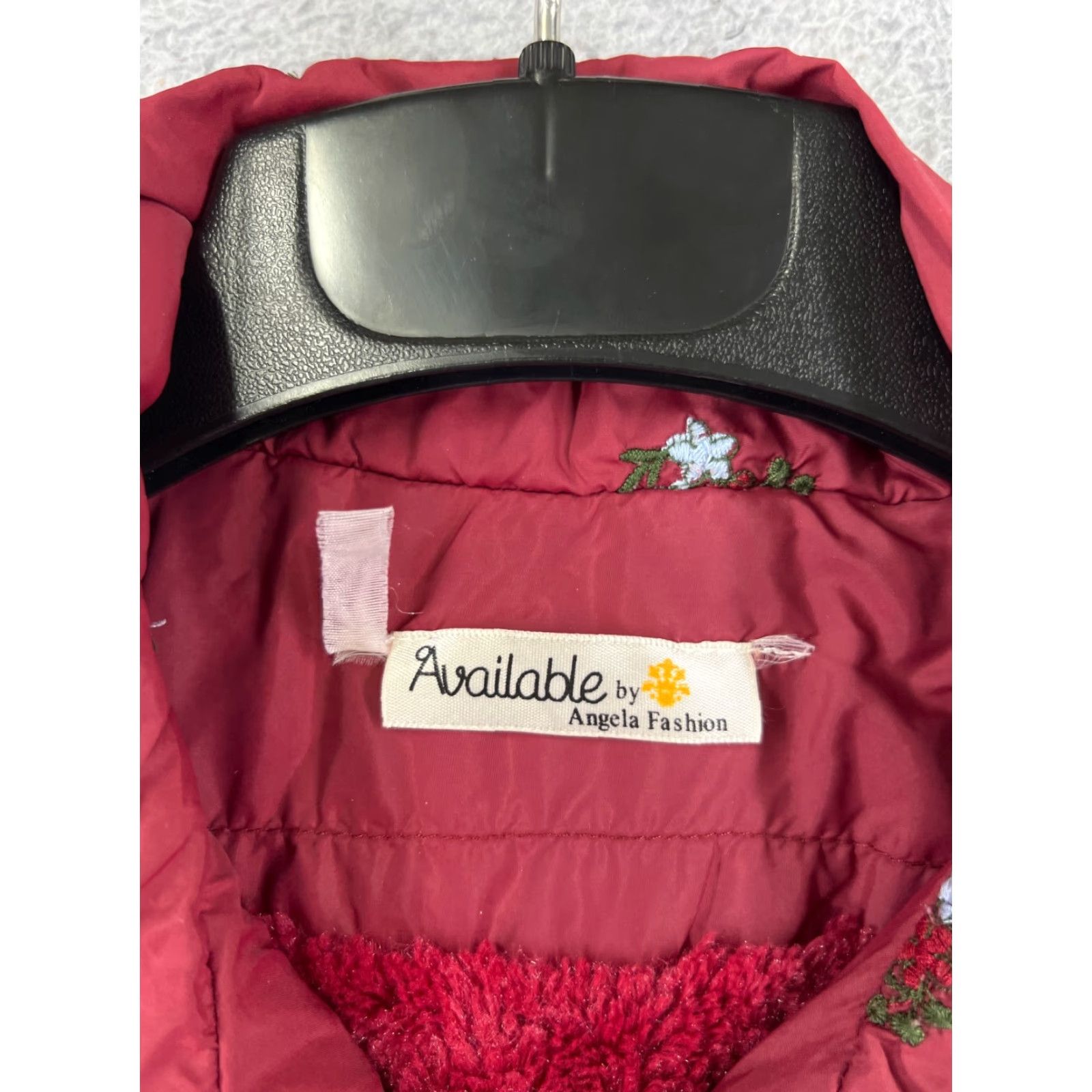 Vintage Angela Fashion Vest Women Small Red Floral Embroidered Sherpa Lined Available By Jacket Coat? Size S / US 4 / IT 40 - 3 Thumbnail
