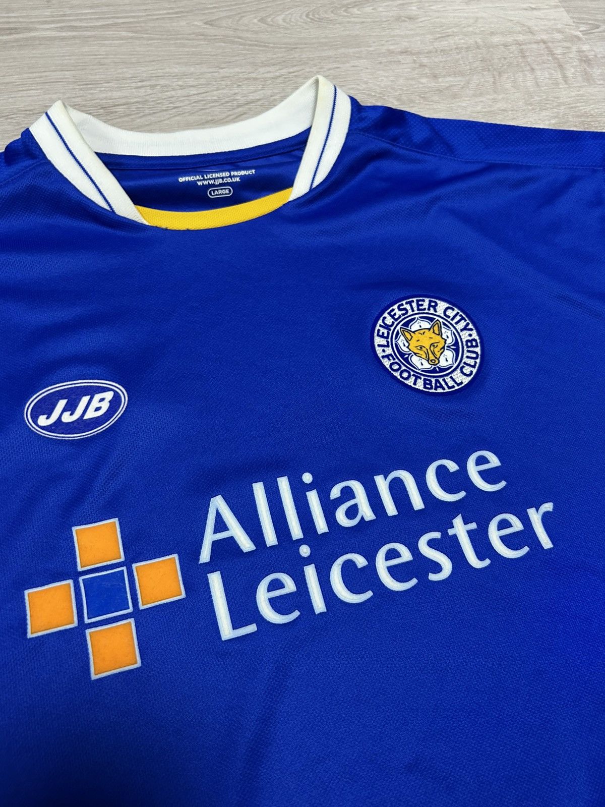 Vintage Leicester 2005/2006 JJB Home Football Shirt Size L Size US L / EU 52-54 / 3 - 5 Thumbnail