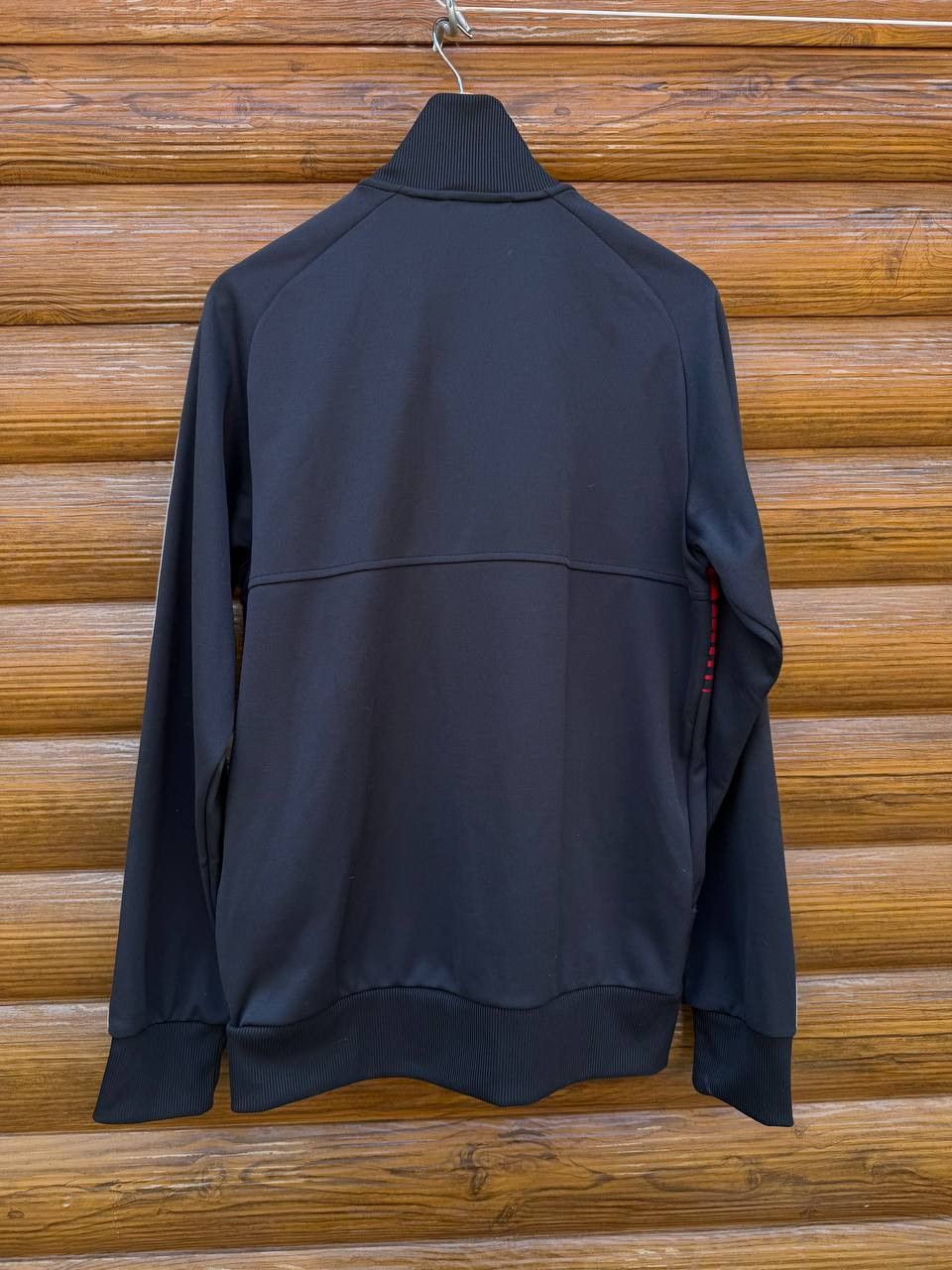 Adidas LIVERPOOL 2011/2012 FOOTBALL TRAINING JACKET ADIDAS SIZE M Size US M / EU 48-50 / 2 - 4 Thumbnail