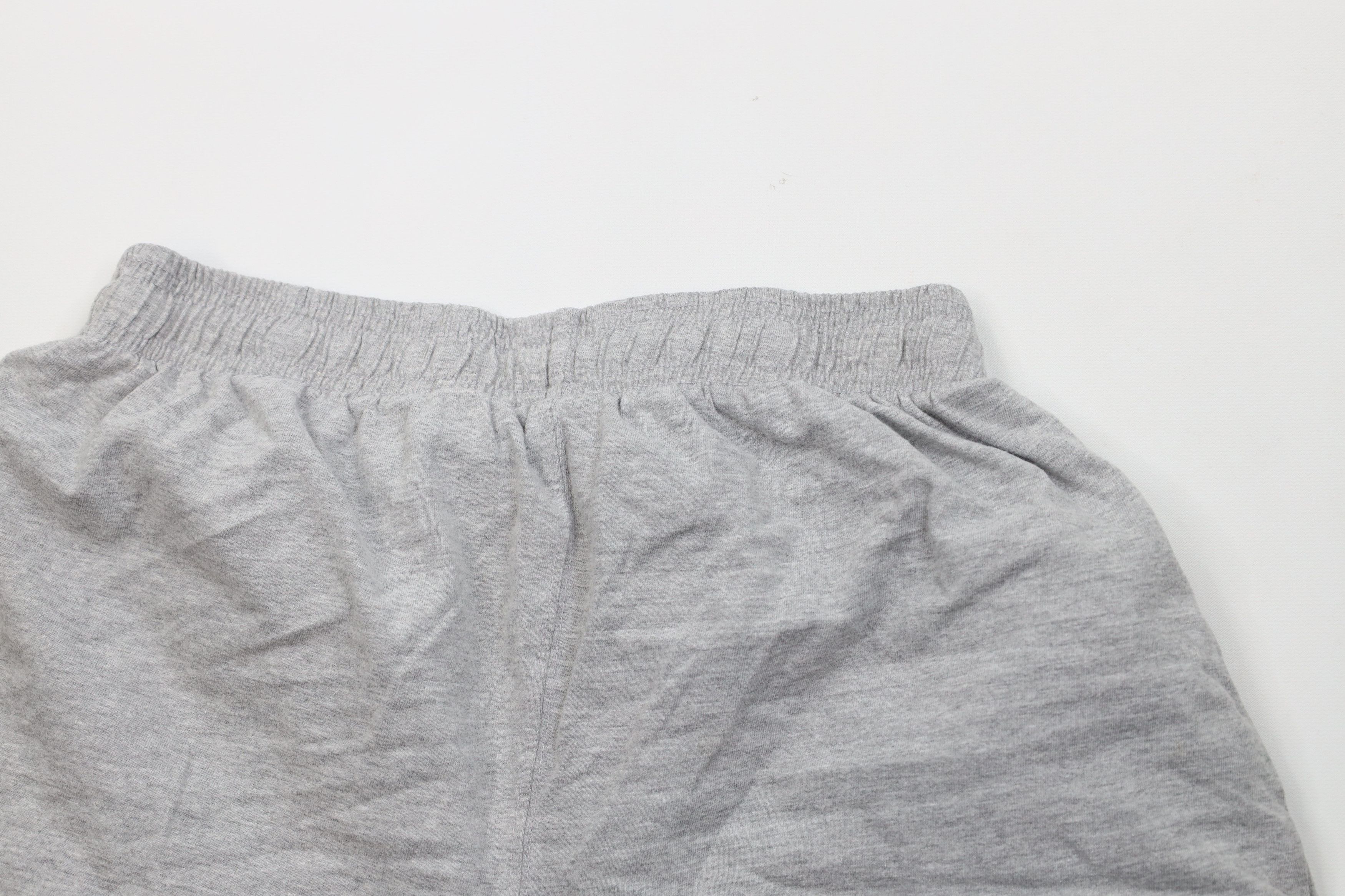 Vintage Vintage 90s Spell University of Michigan Shorts Layered Gray Size US 32 / EU 48 - 9 Thumbnail