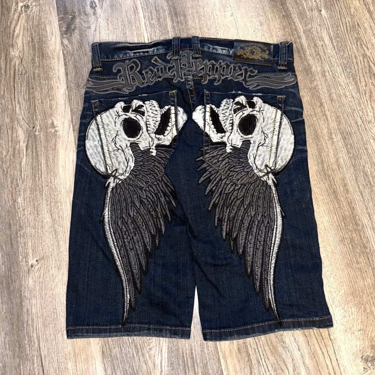 Japanese Brand VTG Rare Red Pepper Japanese Denim Embroidered Skull Jorts Size US 32 / EU 48 - 2 Thumbnail