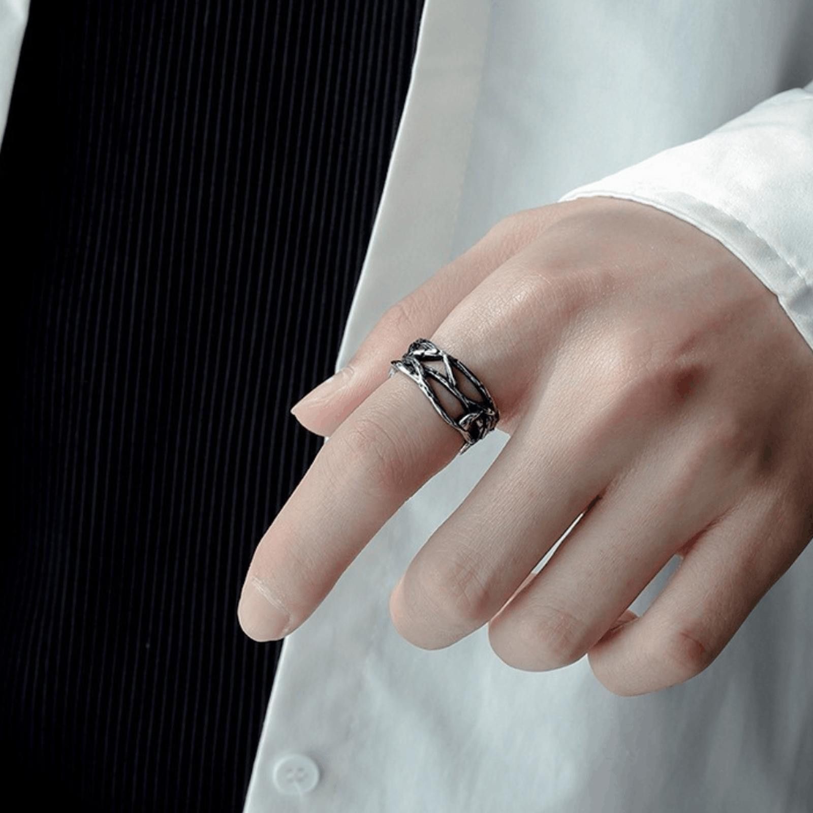 Jewelry Hollow Out Ring Size ONE SIZE - 1 Thumbnail