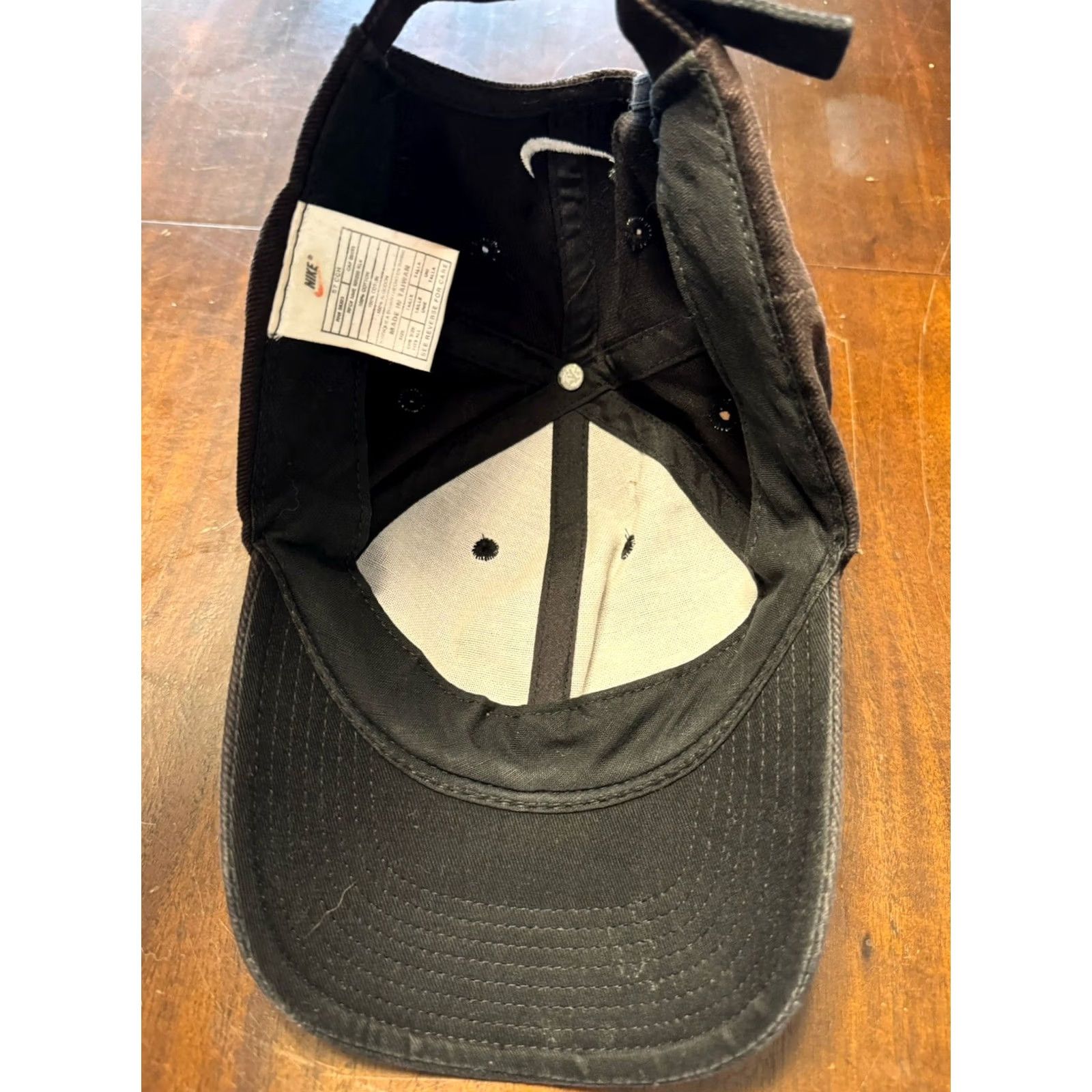 Nike VINTAGE Nike Hat Cap Strap Back Black One Size Swoosh Dad Casual Cotton Mens Size ONE SIZE - 5 Thumbnail