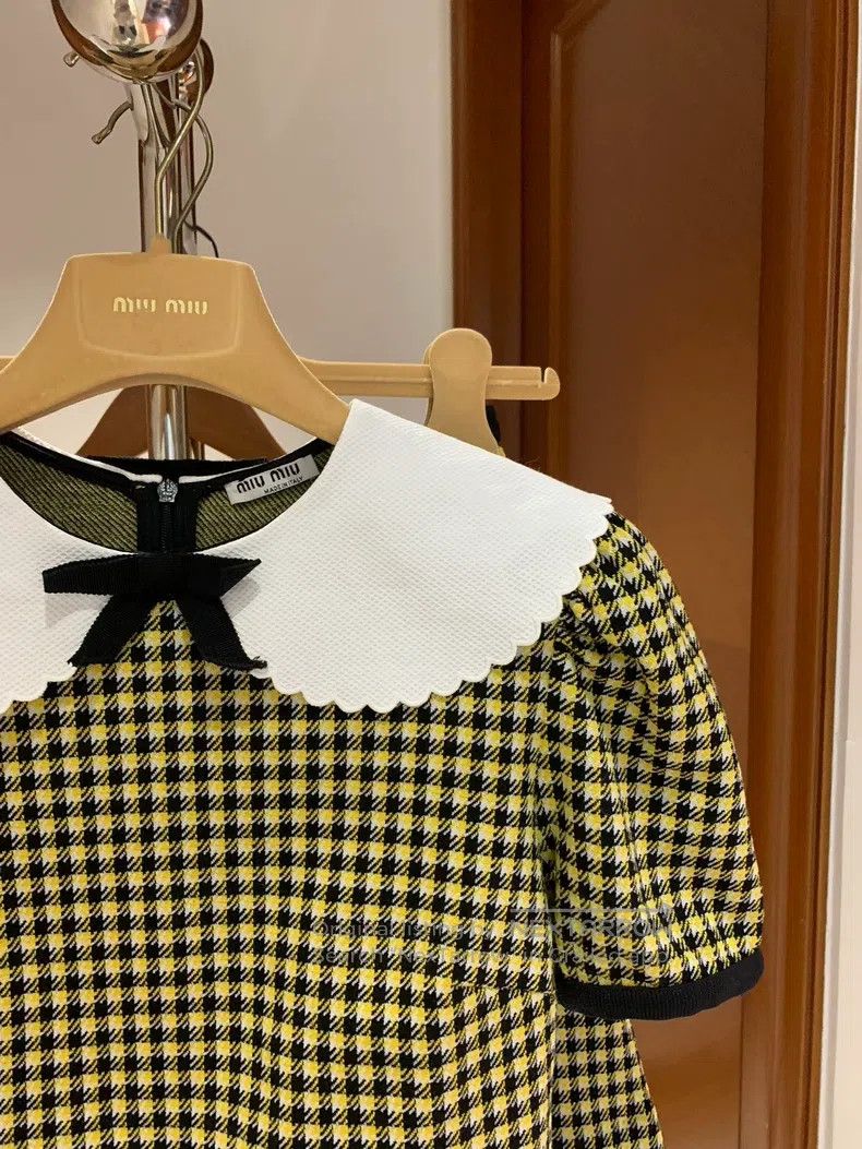 Miu Miu Miu Miu Size s short sleeves Size S / US 4 / IT 40 - 7 Thumbnail