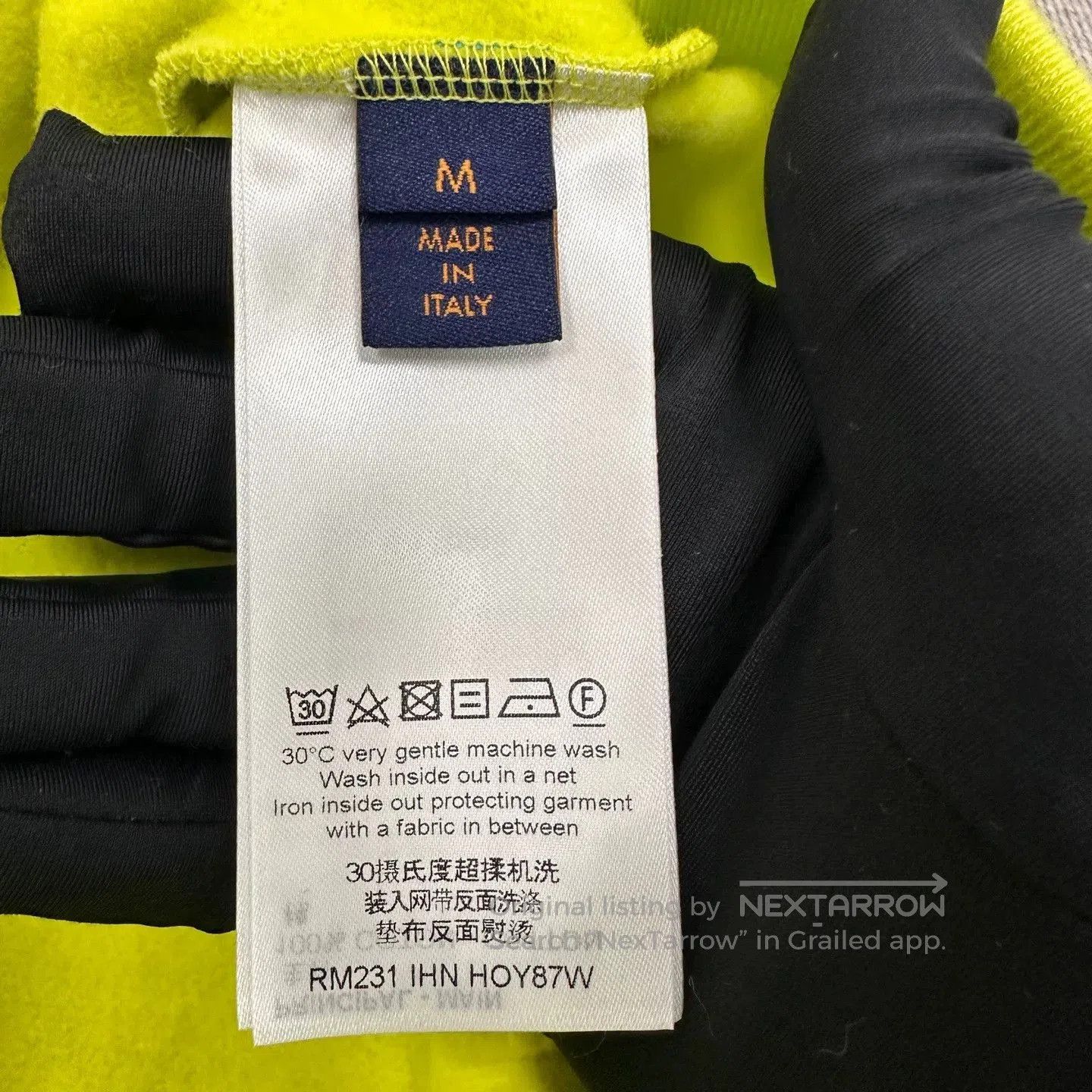 Louis Vuitton Louis Vuitton SS23 Yellow Logo Sweatshirt. Size US M / EU 48-50 / 2 - 5 Thumbnail