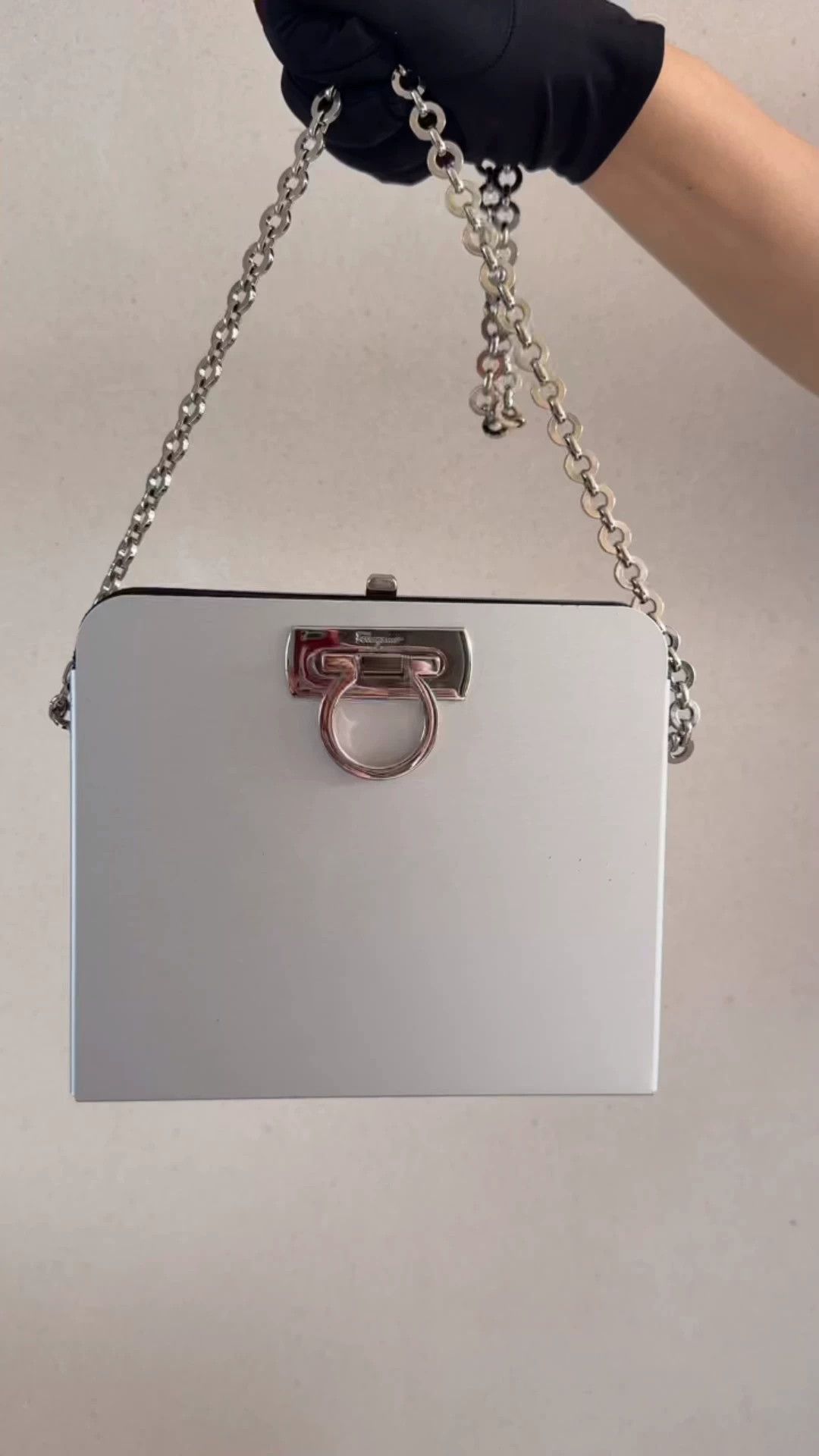 Salvatore Ferragamo Ferragamo Aluminum Limited Horsebit Silver Shoulderbag Size ONE SIZE - 1 Thumbnail