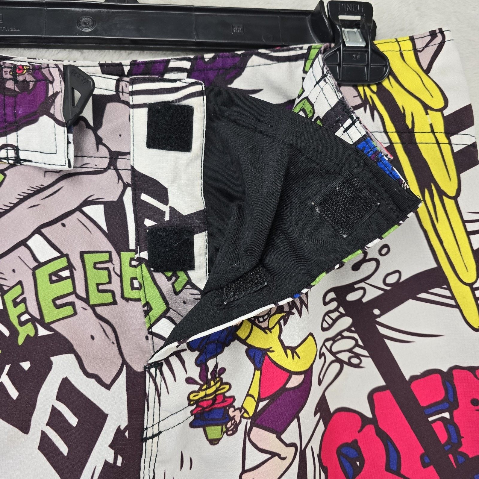 REEF Vtg Reef Board Shorts 32 AOP Had Hatter Skulls Y2K Surf Size US 32 / EU 48 - 3 Thumbnail