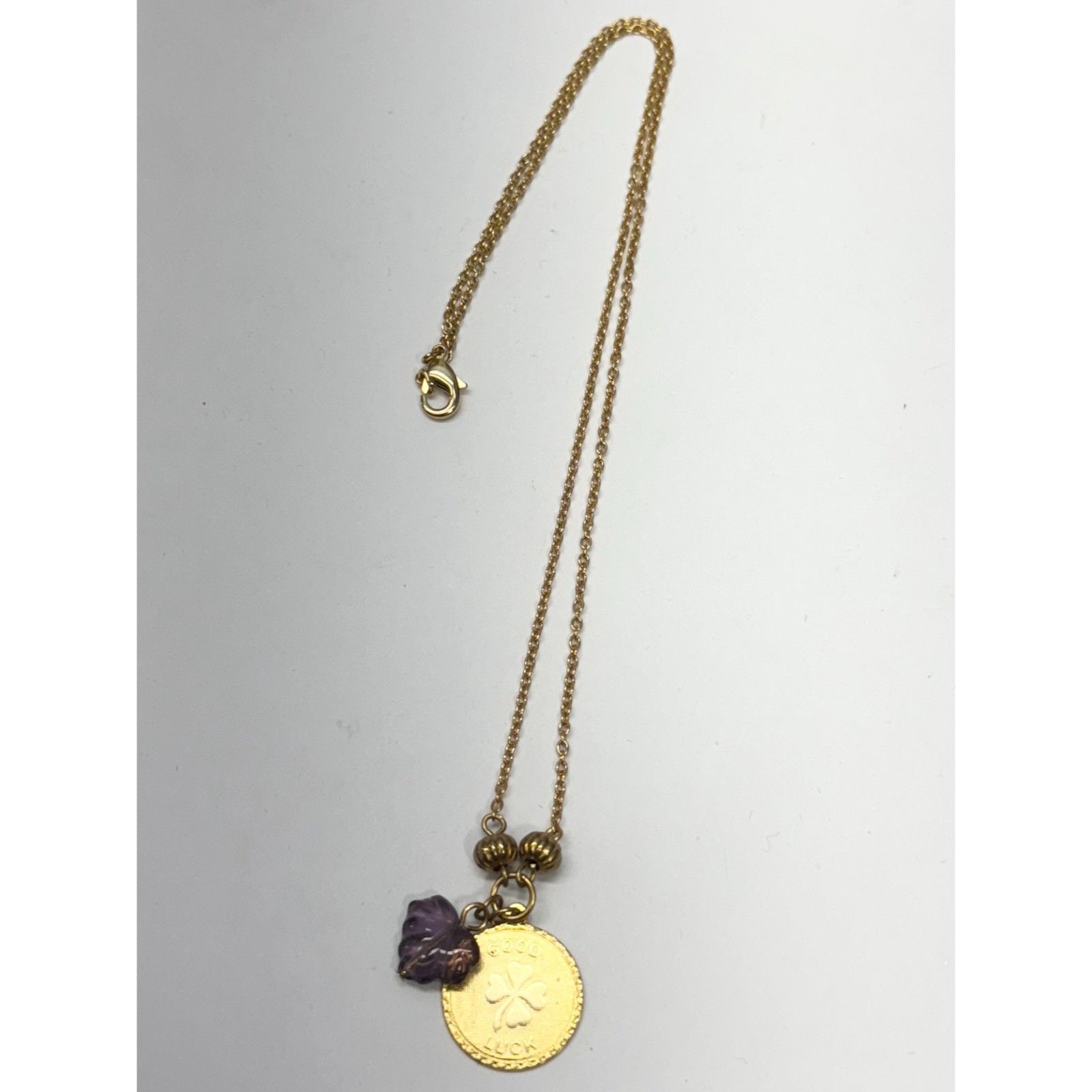Vintage Vintage good luck purple glass leaf charm necklace Size ONE SIZE - 2 Thumbnail