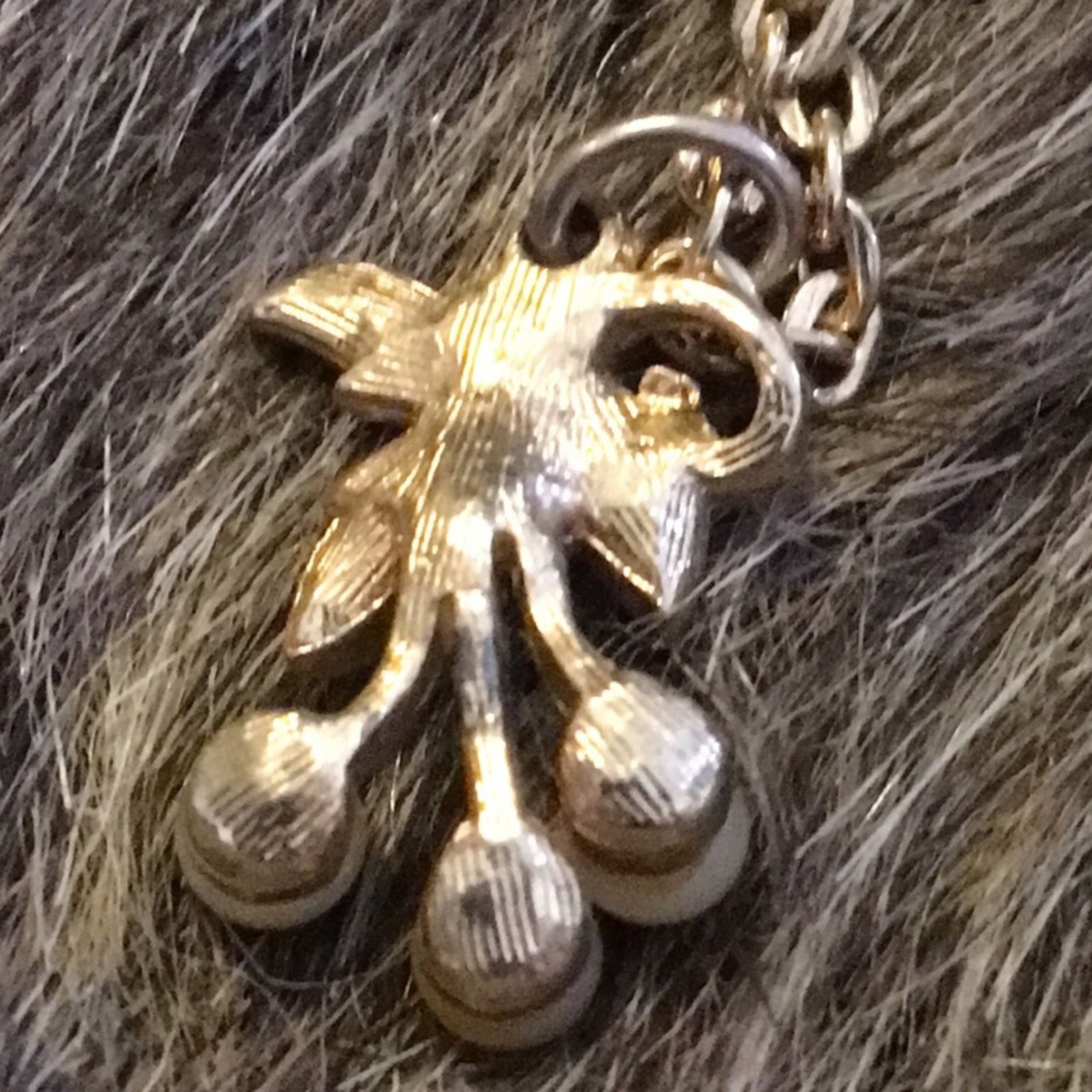 Vintage Vintage 70s gold tone leaf pendant pearl accents Size ONE SIZE - 7 Thumbnail