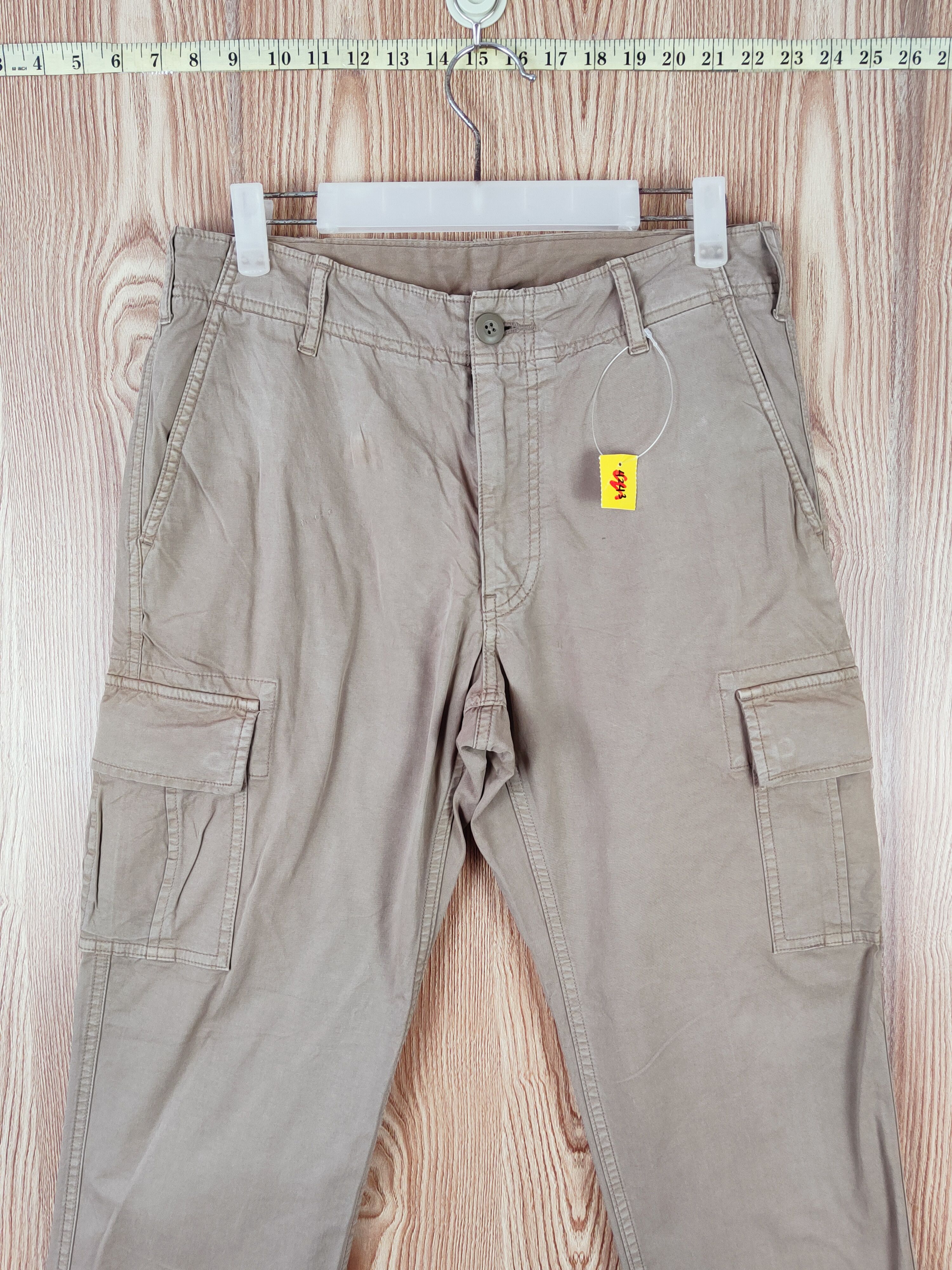 Japanese Brand Uniqlo Beige Multipocket Tactical Cargo Pants #W278 Size US 30 / EU 46 - 2 Thumbnail