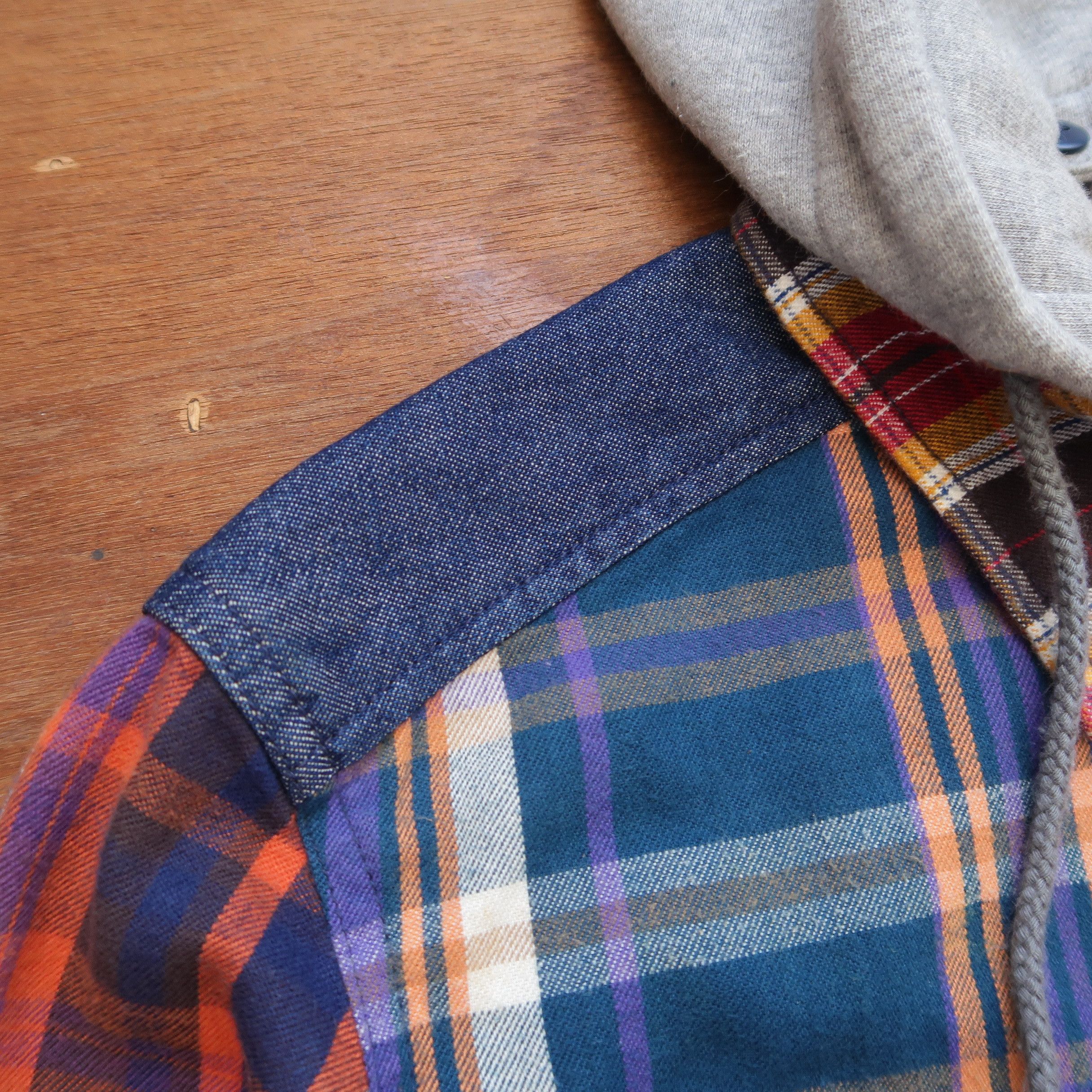 Japanese Brand 2000s X-Girl Japan Flannel Detachable Hood Shirt Size US S / EU 44-46 / 1 - 14 Thumbnail