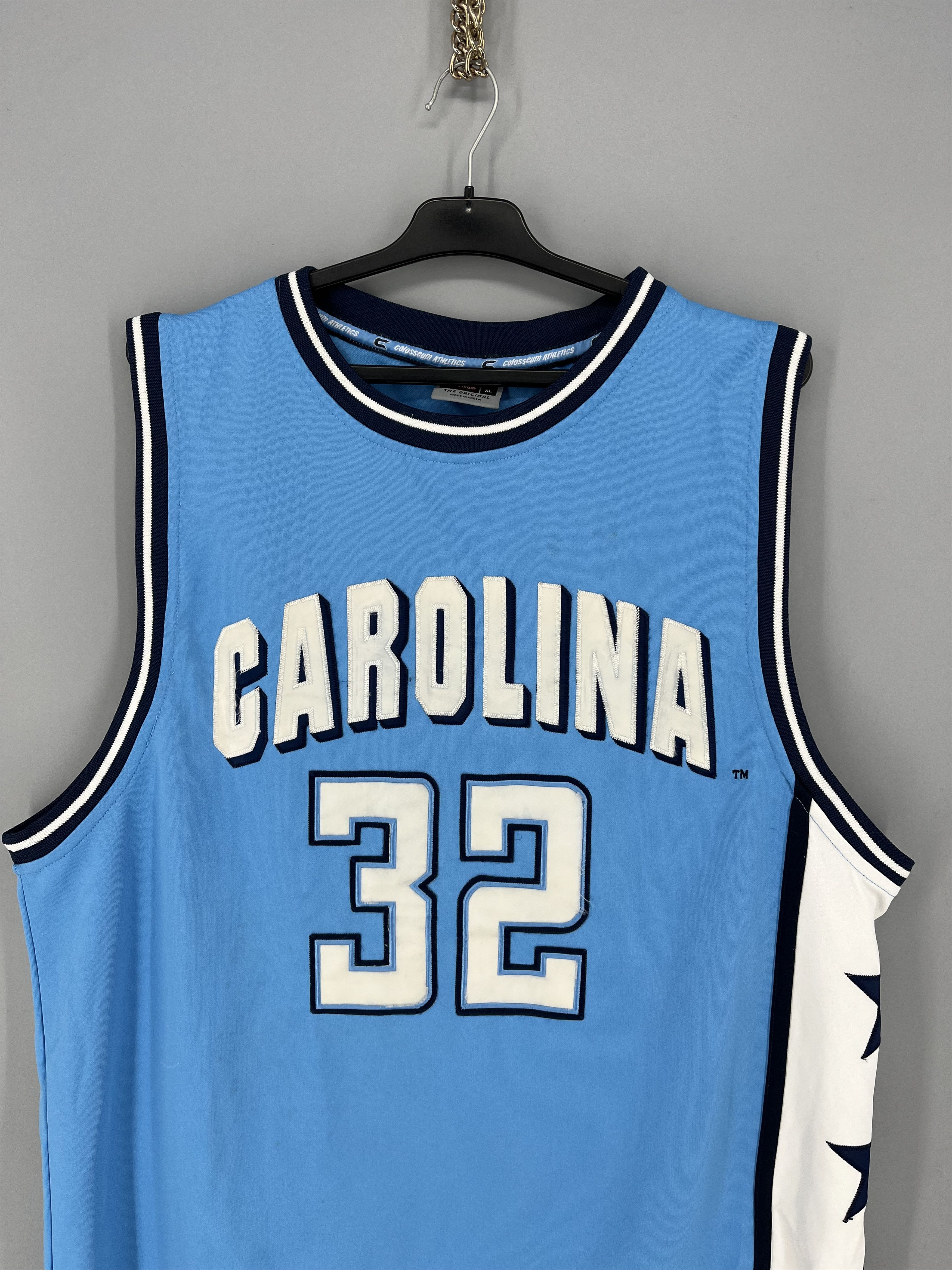 Vintage North Carolina Tar Heels #32 NCAA Victorious Classics Jersey Size US XL / EU 56 / 4 - 6 Thumbnail