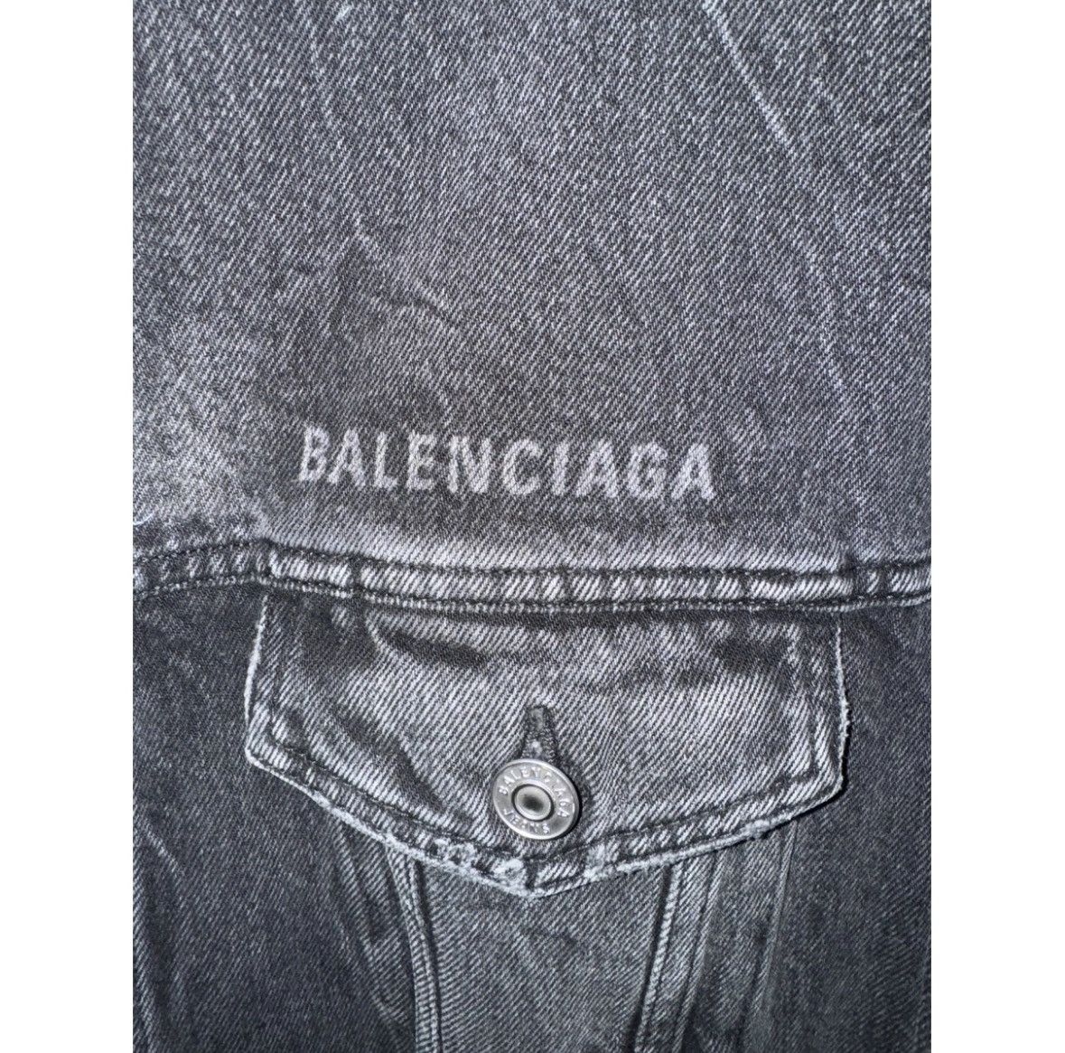 Balenciaga BALENCIAGA Smiley Face Print Denim Jacket Size US XS / EU 42 / 0 - 3 Thumbnail