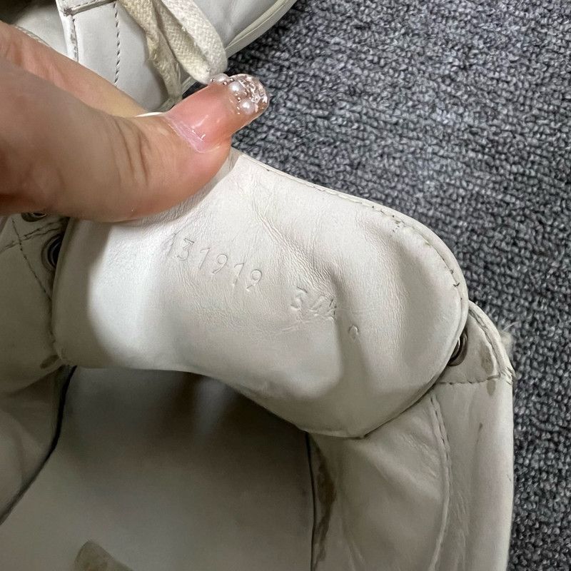 Gucci GUCCI ACE Leather Low-Top Sneakers with Red Lips -2508 Size US 4.5 / IT 34.5 - 5 Thumbnail