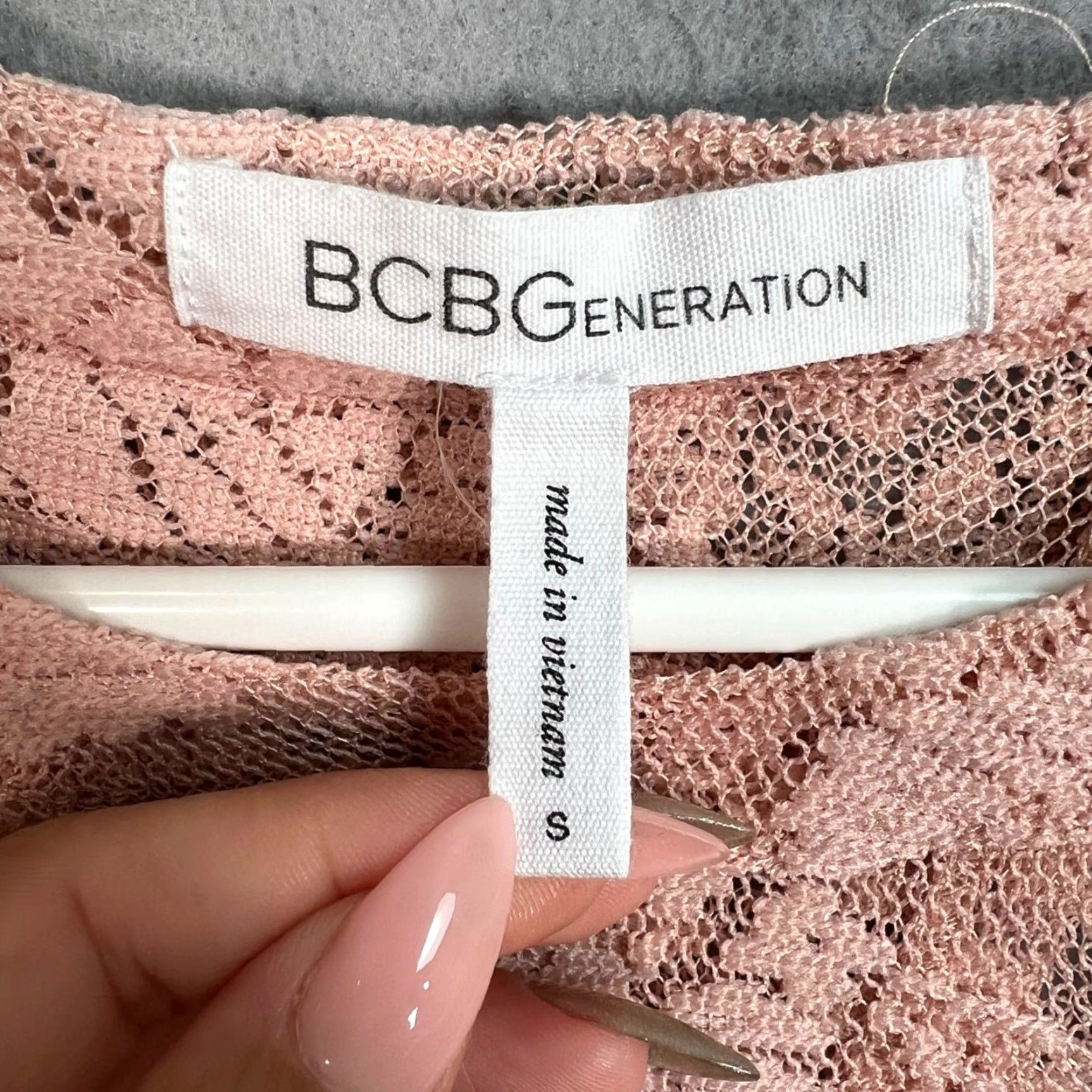 BCBGeneration BCBGeneration Womens Lace Top Blouse Size Small Floral Sheer Pink Size S / US 4 / IT 40 - 3 Thumbnail