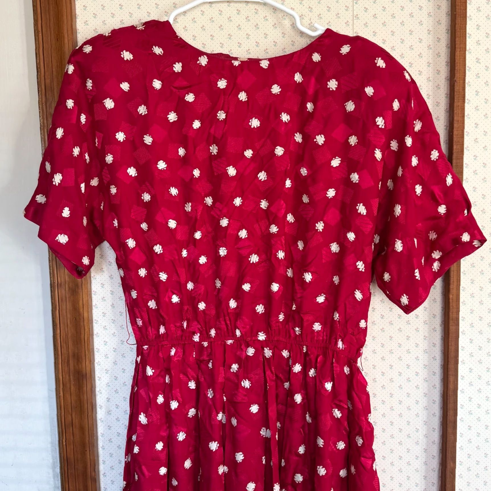 Brooks Brothers VINTAGE Brooks Brothers Silk Dress Womens 10 Red Maxi Pleated Elastic Waist 80s Dress Size L / US 10 / IT 46 - 4 Thumbnail