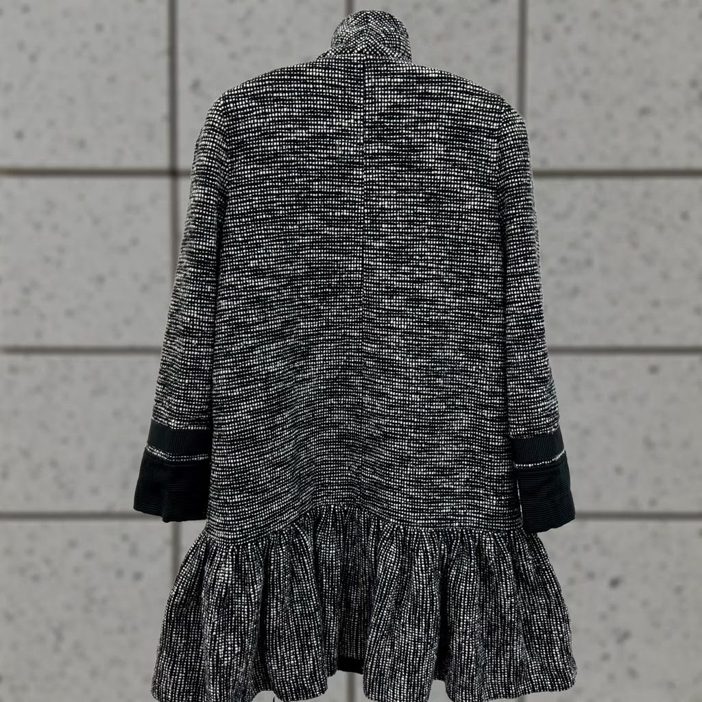 Kenzo VINTAGE KENZO Coat Jacket Women's M Gray Floral Wool 78% Wool 22% Polyamide Regular Size M Womens Size M / US 6-8 / IT 42-44 - 1 Thumbnail