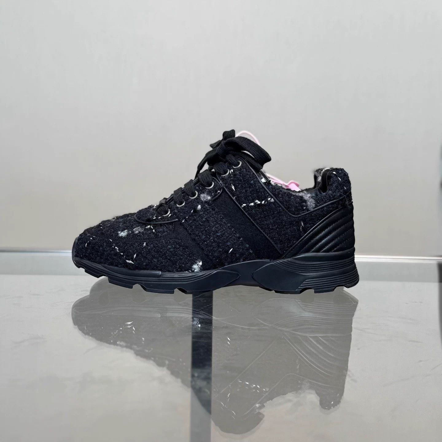 Chanel Chanel Black Woven Distressed Sneakers 38 Size US 7.5 / IT 37.5 - 5 Thumbnail