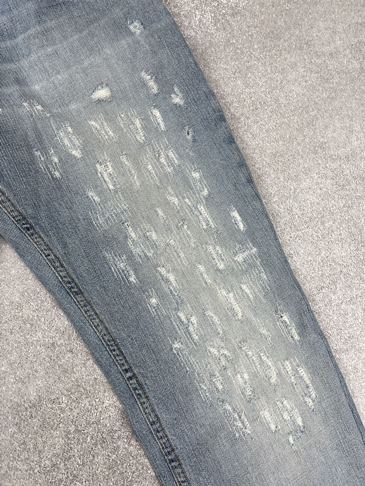Dolce & Gabbana Vintage Dolce & Gabbana Distressed Denim Cropped Jeans Size US 31 - 6 Thumbnail