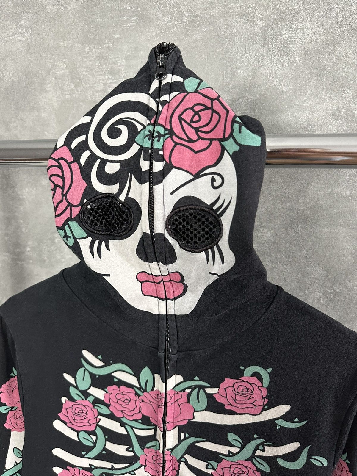 Japanese Brand × Vintage Vintage Skeleton Floral Pint Black Cotton Full Zip Hoodie Size M / US 6-8 / IT 42-44 - 2 Thumbnail
