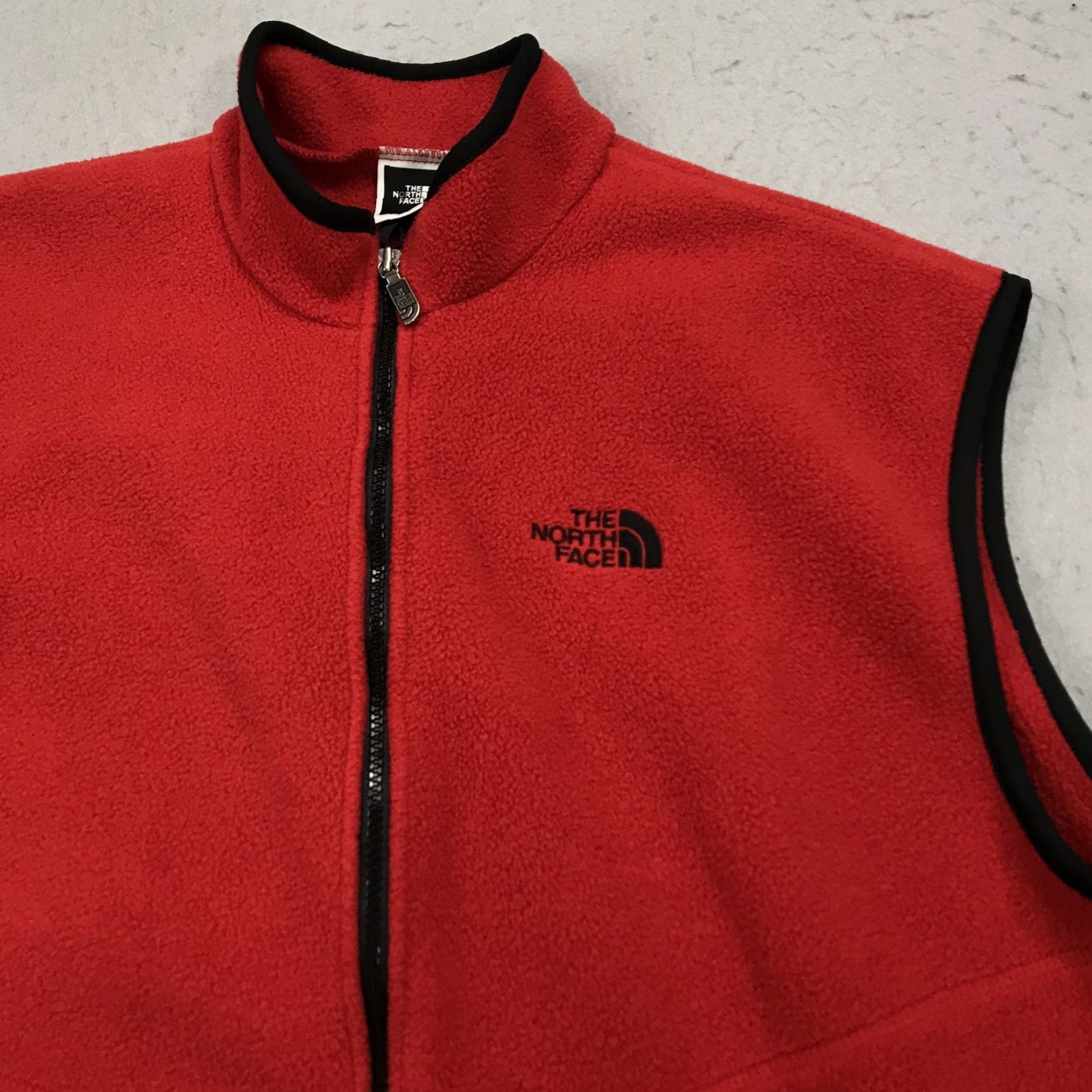 The North Face VINTAGE The North Face Vest Mens XL Red Full Zip Fleece Sleeveless USA 90s Bomber Jacket Hiking Mens XL Red USA 90s The North Face Vest Size US XL / EU 56 / 4 - 3 Thumbnail
