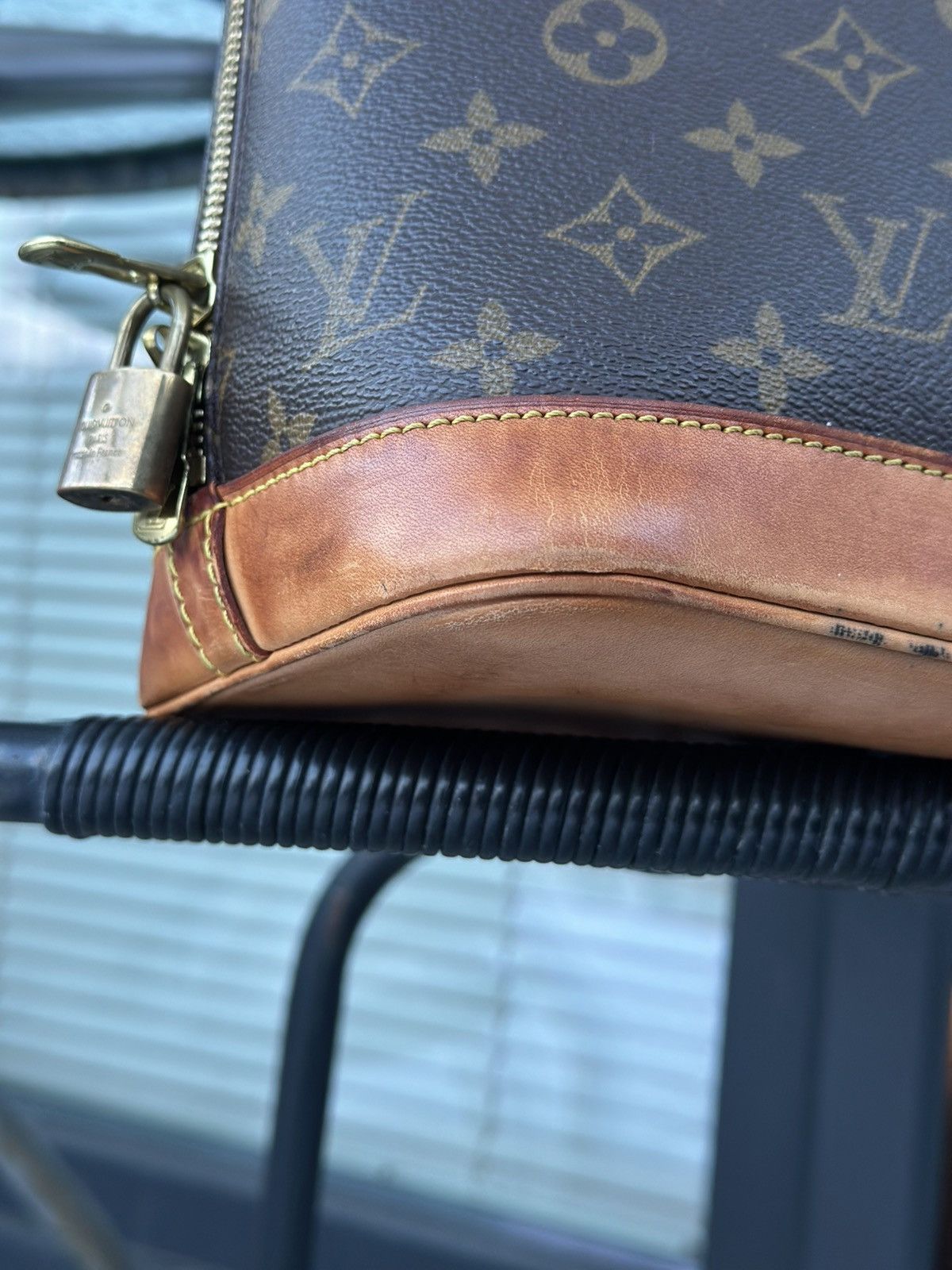 Louis Vuitton Louis Vuitton Alma PM Canvas Brown Monogram Leather Bag Size ONE SIZE - 17 Thumbnail