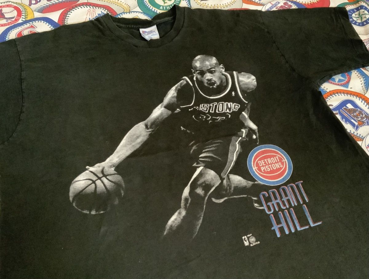 Vintage 90s Detroit Pistons Grant Hill NBA T Shirt 2XL
