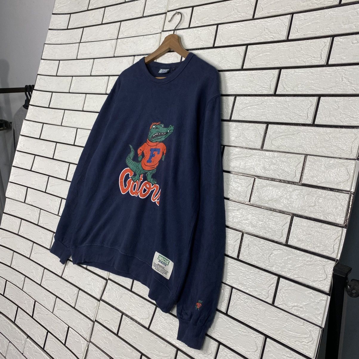 Japanese Brand 📌Vintage Sweatshirt Crewneck Discuss Athletic Big Logo Size US M / EU 48-50 / 2 - 3 Thumbnail