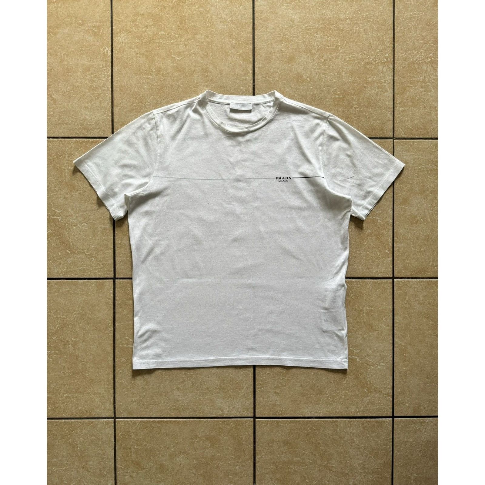 Prada Prada Milano Classic Mini Logo Tee Size US M / EU 48-50 / 2 - 1 Thumbnail