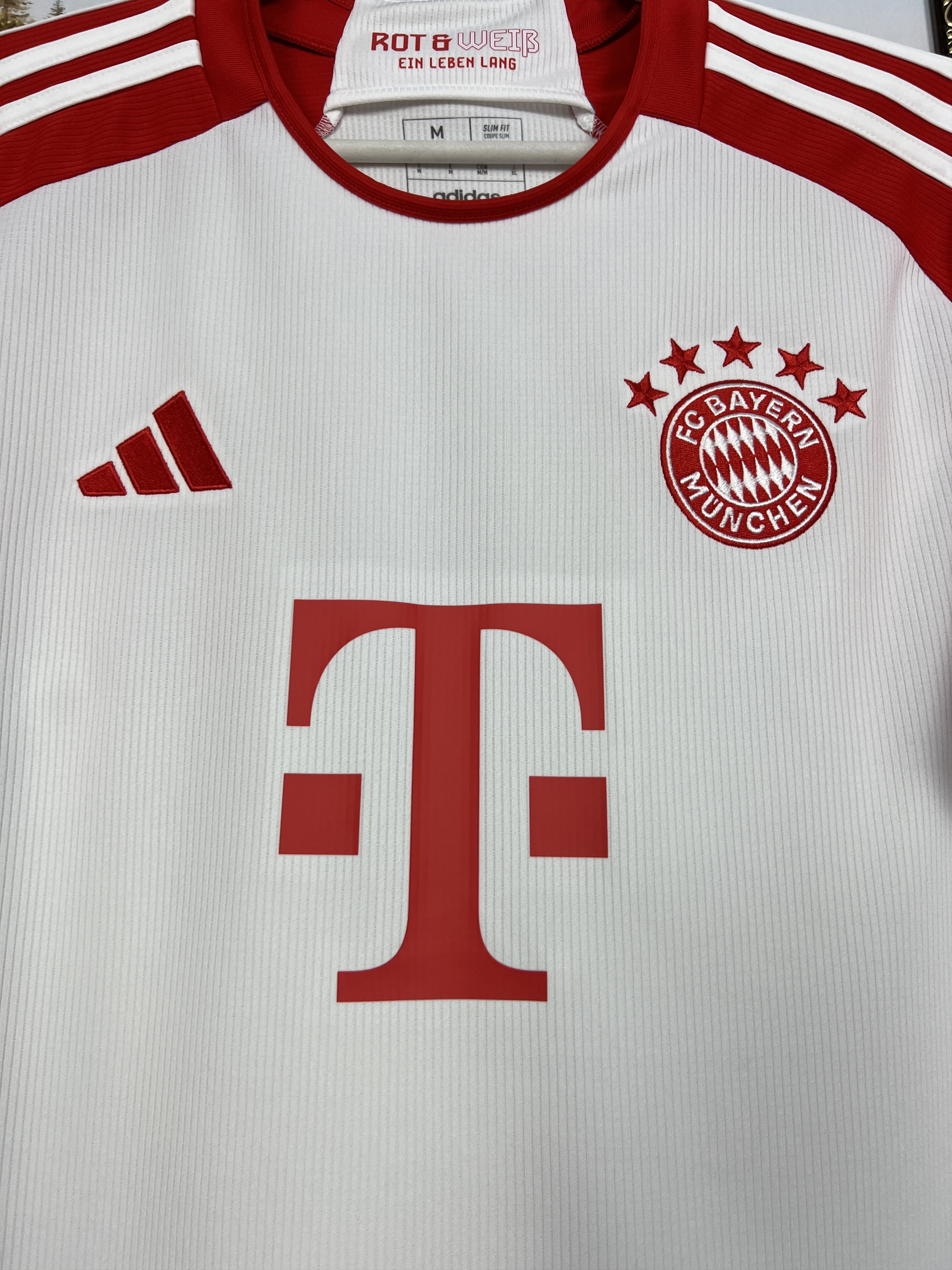 Adidas Bayern Munich Home football shirt 2023 Soccer Adidas Size US M / EU 48-50 / 2 - 3 Thumbnail