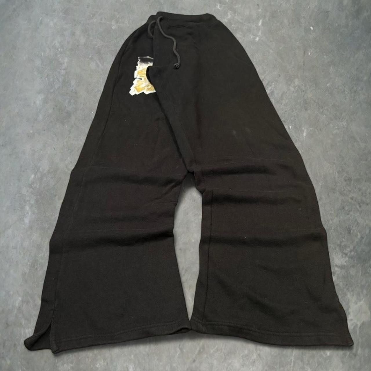 Crazy Vintage Y2K/2000s Baggy Black Loungewear Essential Sweatpants!