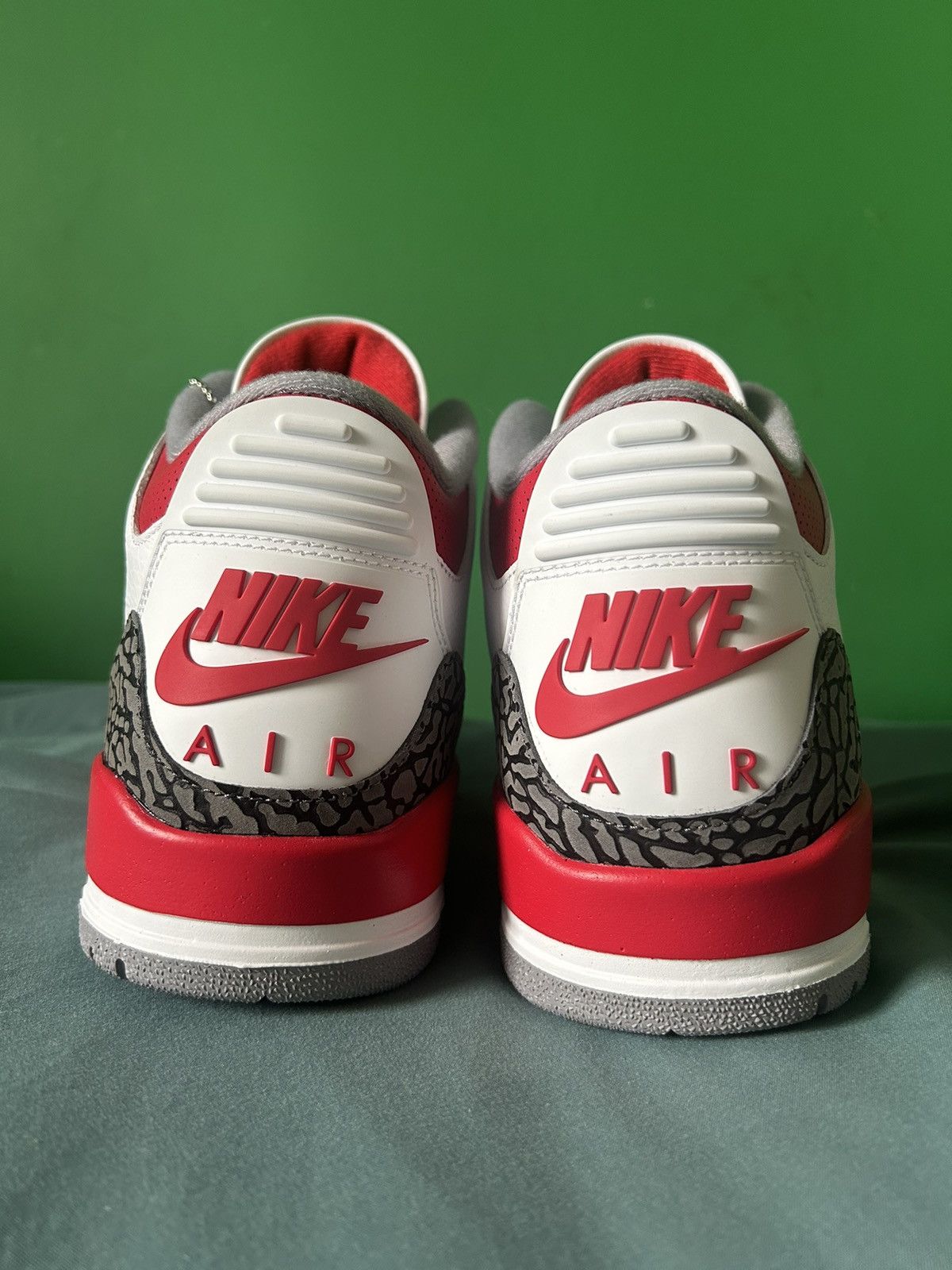 Jordan Brand Nike Air Jordan 3 Fire Red 2022 Size US 12 / EU 45 - 3 Thumbnail