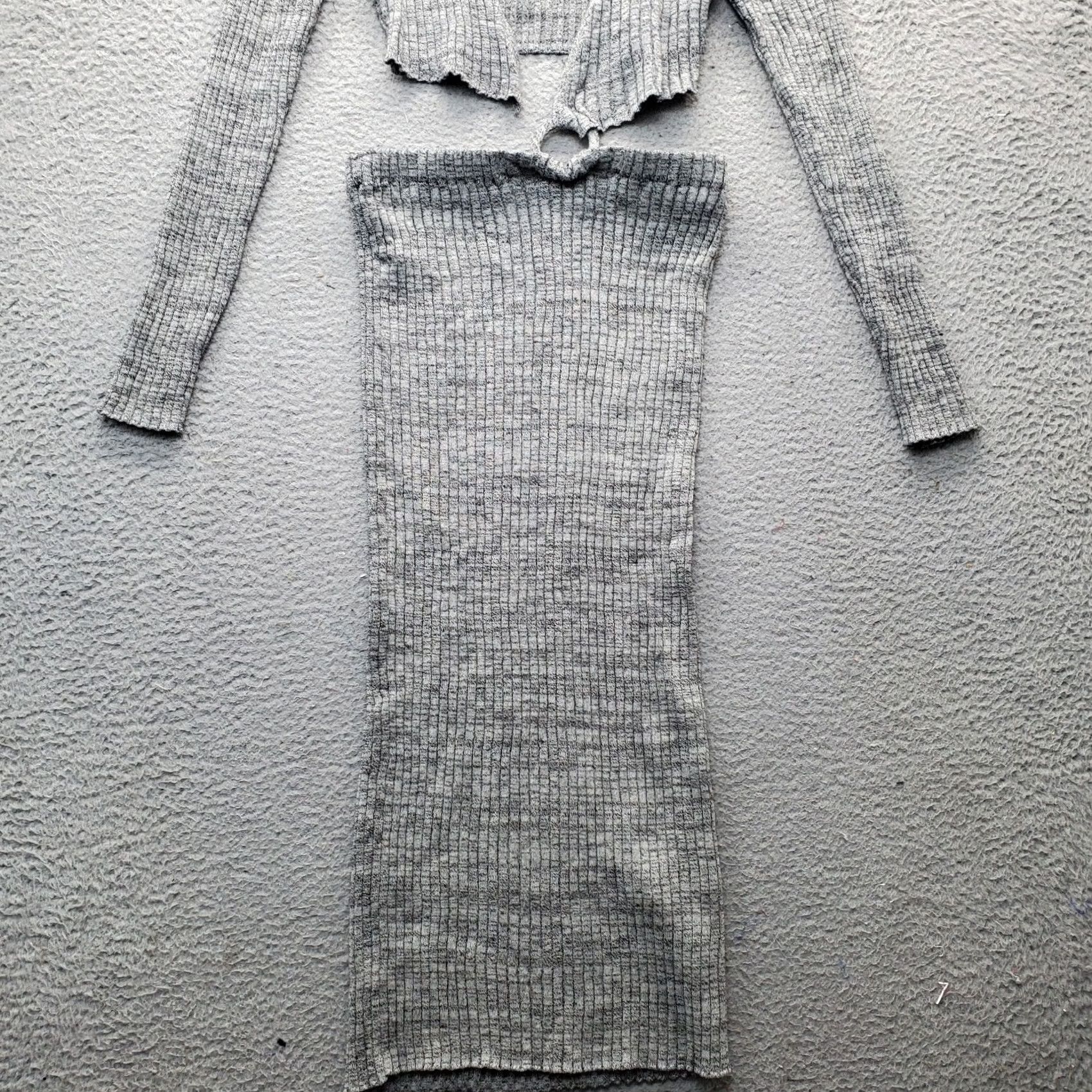 Forever 21 Forever 21 Dress Womens M Gray Heather Knit Side Cut Out O Ring Detailed Dress Size M / US 6-8 / IT 42-44 - 3 Thumbnail
