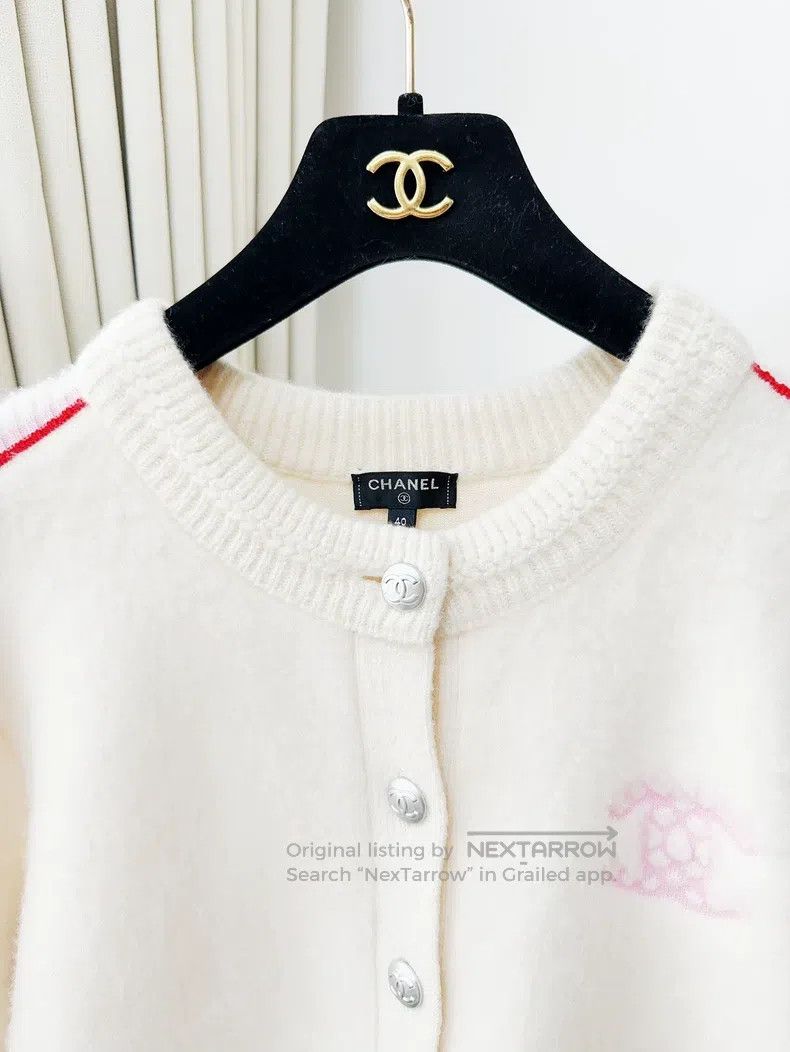 Chanel Chanel 21N coco neige ski series beige pink double c embro Size S / US 4 / IT 40 - 5 Thumbnail