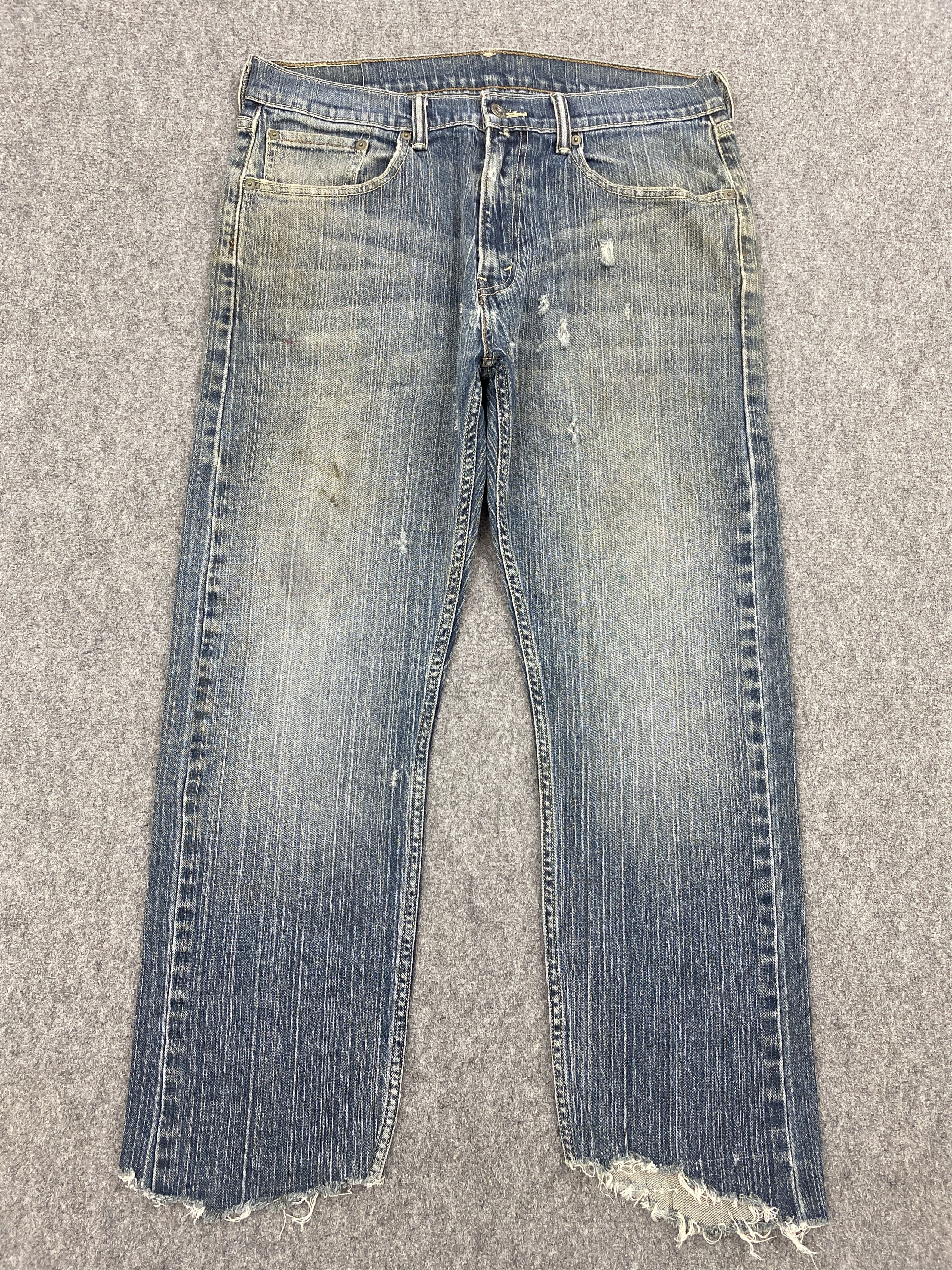 Levi's × Vintage Vintage Levi's Ripped Leg Rusty Denim Jeans Size US 34 / EU 50 - 1 Thumbnail