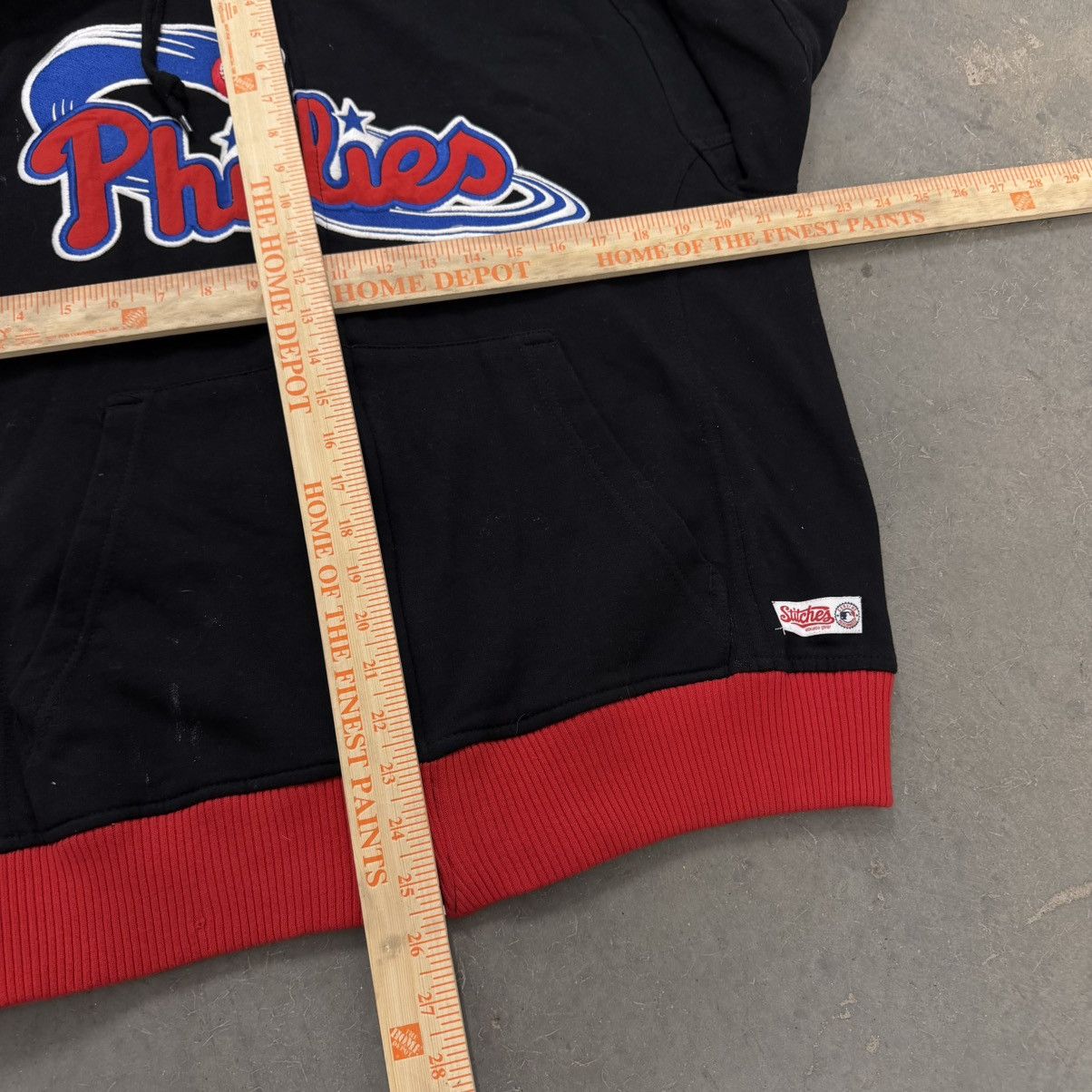 MLB Philadelphia Phillies Stitches Zip Up Hoodie Size US M / EU 48-50 / 2 - 5 Thumbnail