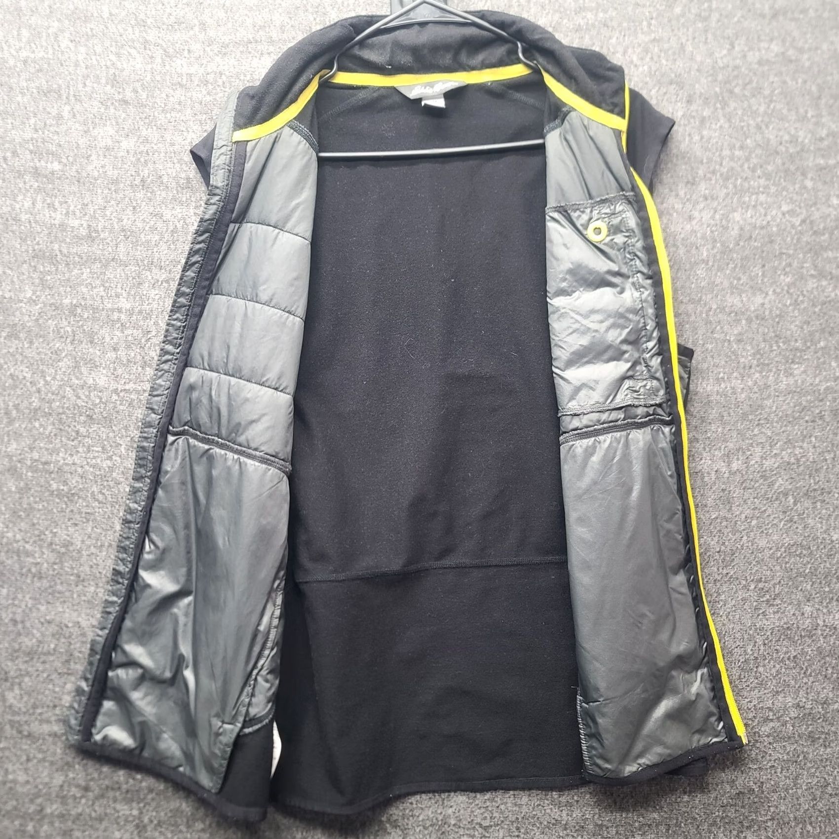 Eddie Bauer Eddie Bauer Vest Mens M Regular Fit Primaloft Zip Stand-Up Collar Puffer Outdoor Quilted Gray Logo Size US M / EU 48-50 / 2 - 6 Thumbnail