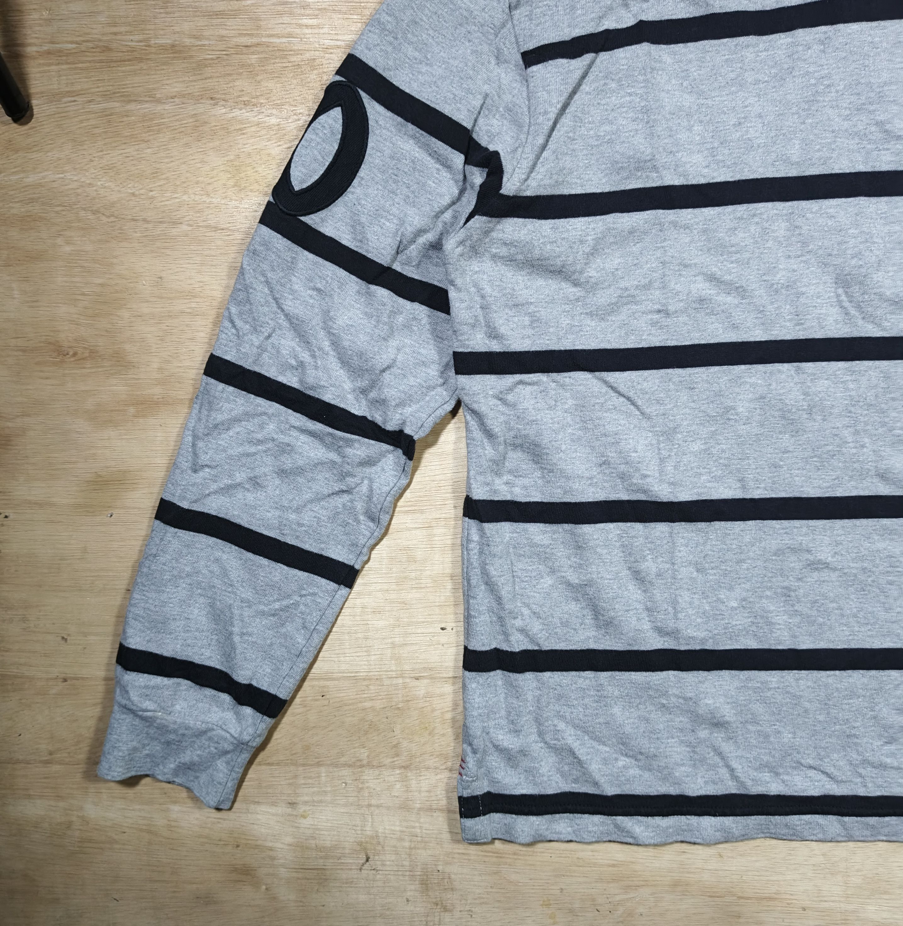 Canterbury of New Zealand Canterbury of New Zealand Striped Longsleeve Rugby Polo Size US L / EU 52-54 / 3 - 7 Thumbnail
