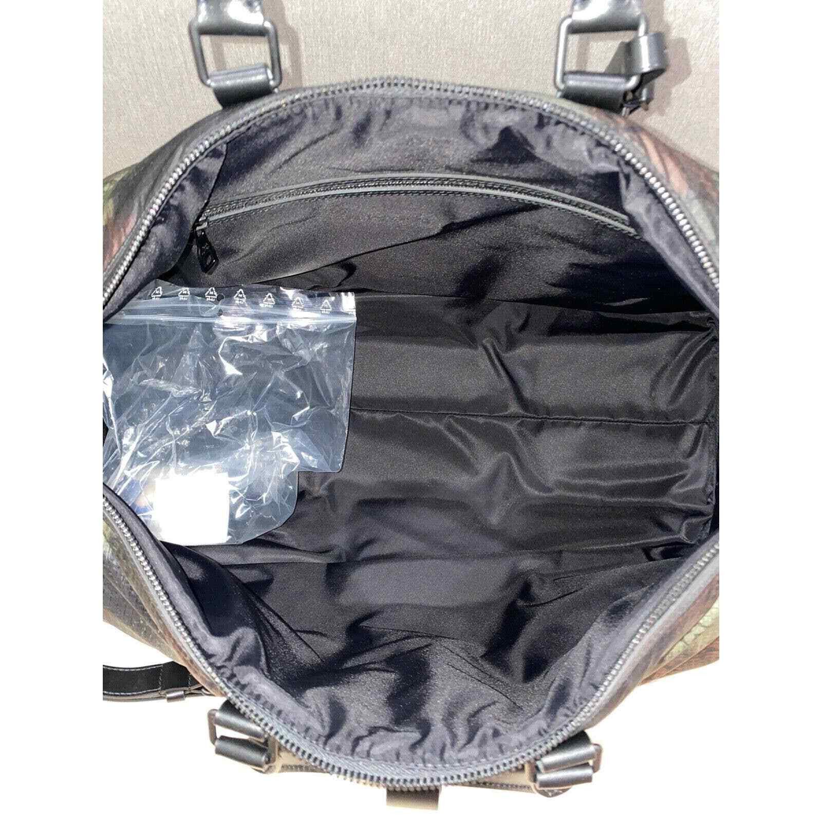 Louis Vuitton Louis Vuitton Keepall Bandouliere Weekend Travel Bag Size ONE SIZE - 11 Thumbnail