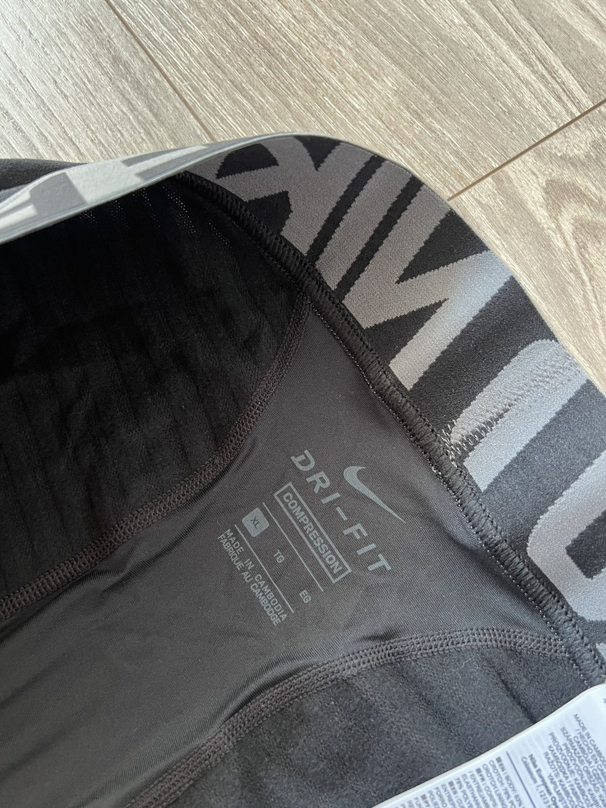 Nike ‼️Nike Pro Combat Dri-Fit Training Spandex Tights Pants‼️ Size US 34 / EU 50 - 12 Thumbnail