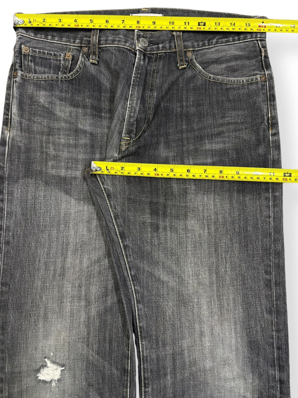 Undercover × Uniqlo Vintage Japanese Brand Uniqlo Faded Washed Distressed Jeans Size US 32 / EU 48 - 12 Thumbnail