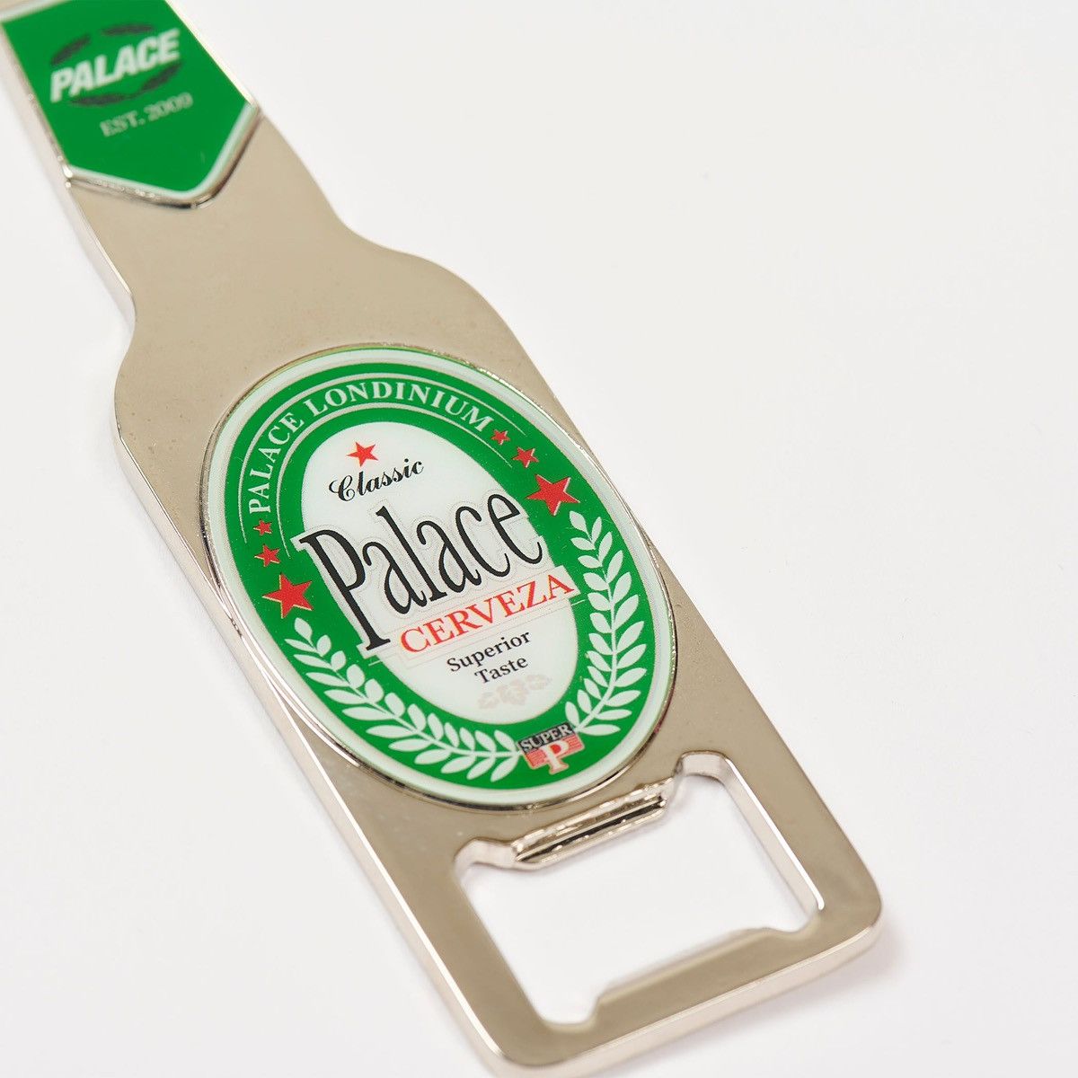 Palace Palace BOTTLE OPENER MAGNET in GREEN / SILVER (SS25) Size ONE SIZE - 3 Thumbnail