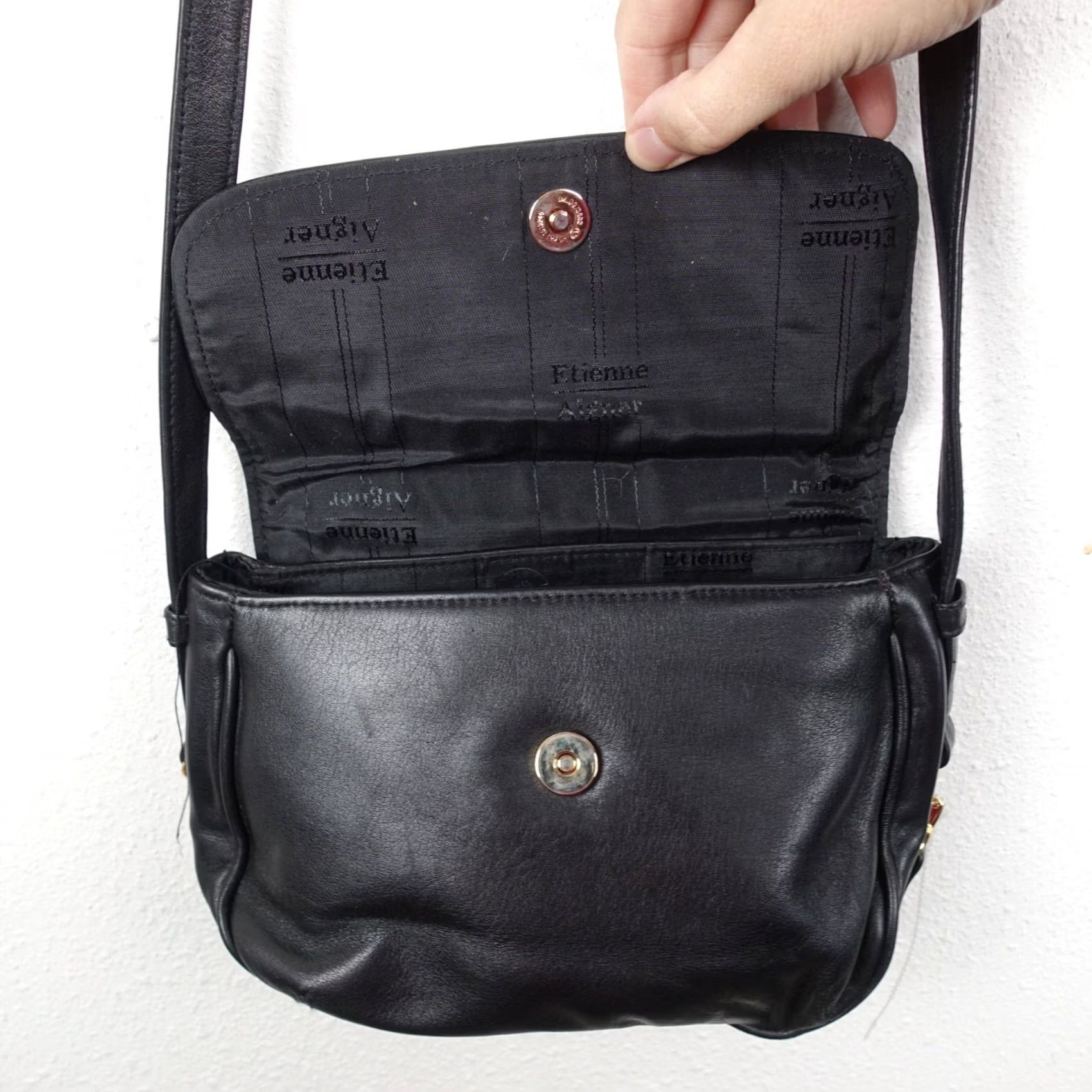 Etienne Aigner VINTAGE Etienne Aigner Shoulder bag Black Leather Smoke Free Home Ladies Bag Size ONE SIZE - 4 Thumbnail