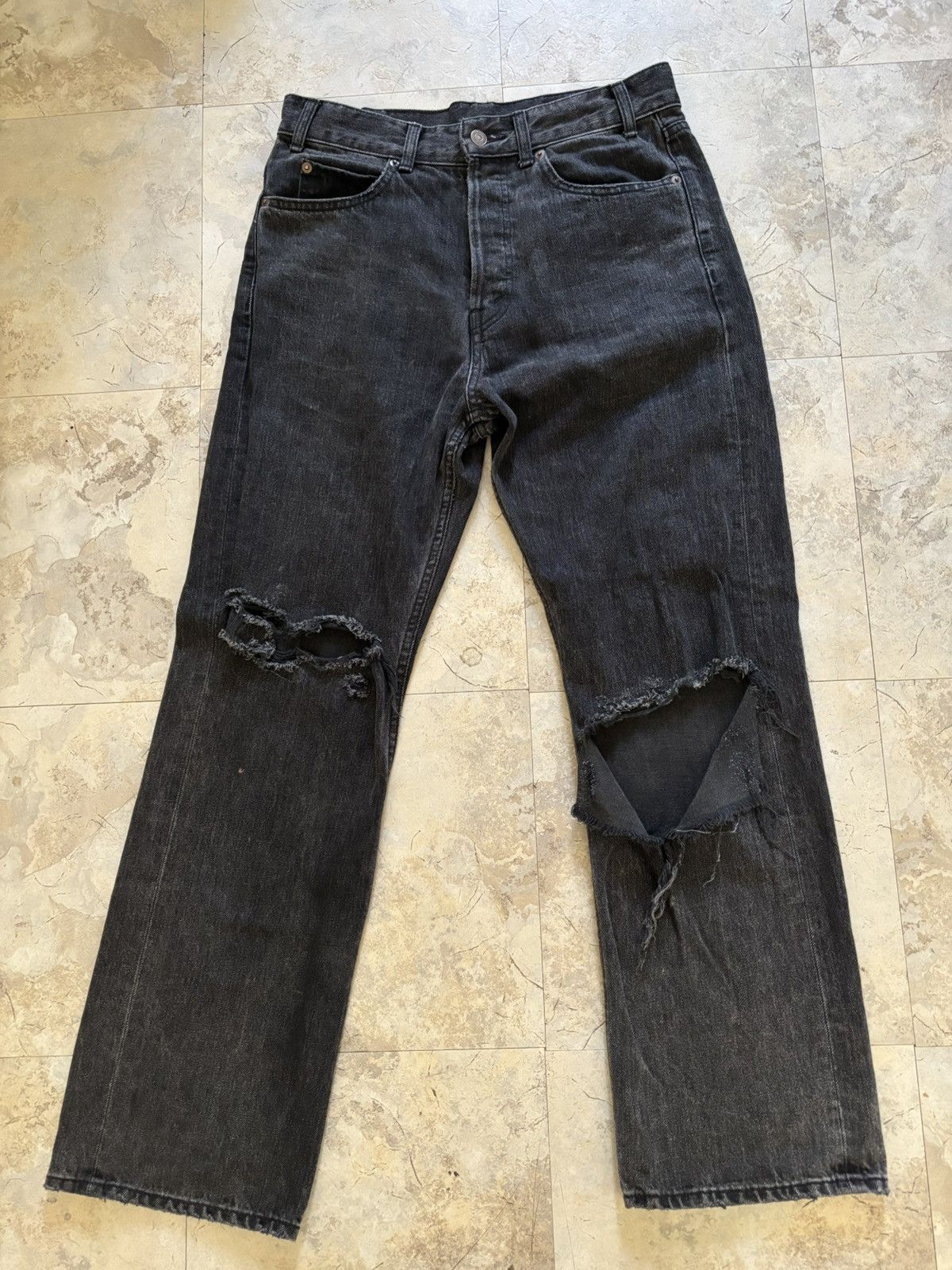 Celine Celine Kurt Straight leg distressed denim Size US 29 - 1 Thumbnail