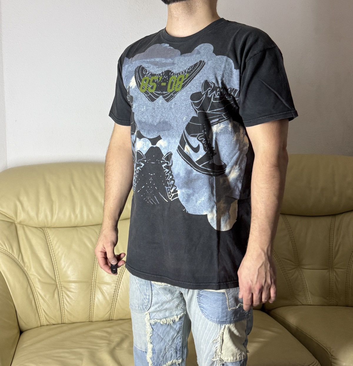 Jordan Brand Vingafe Faded Big Logo Jordan T shirt Size US XL / EU 56 / 4 - 2 Thumbnail