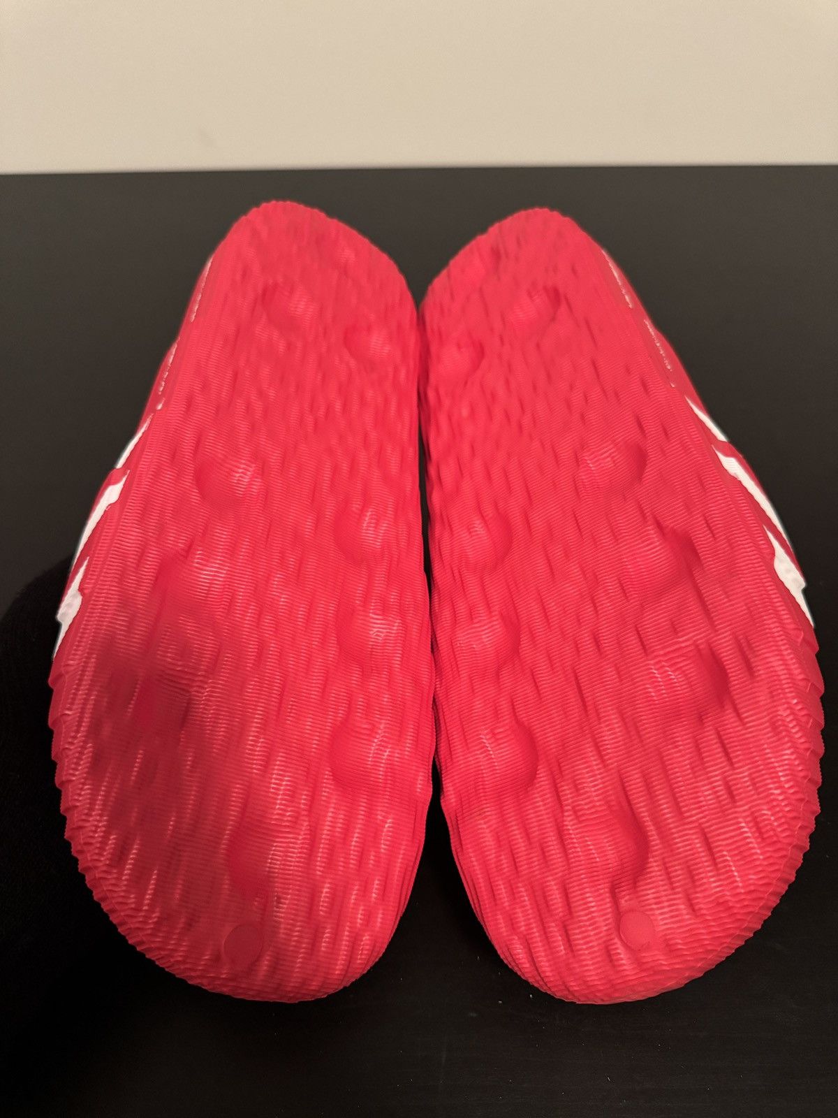 Adidas ADIDAS ADILETTE 22 SLIDES BETTER SCARLET CLOUD WHITE Size US 12 / EU 45 - 5 Thumbnail