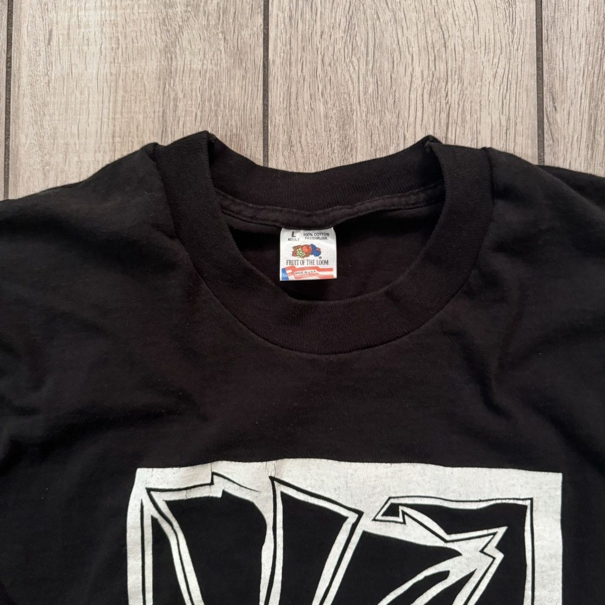 Band Tees × JNCO × Stussy Vintage 90s Black Work Rock Band Graphic Tee Fits M Size US M / EU 48-50 / 2 - 8 Thumbnail