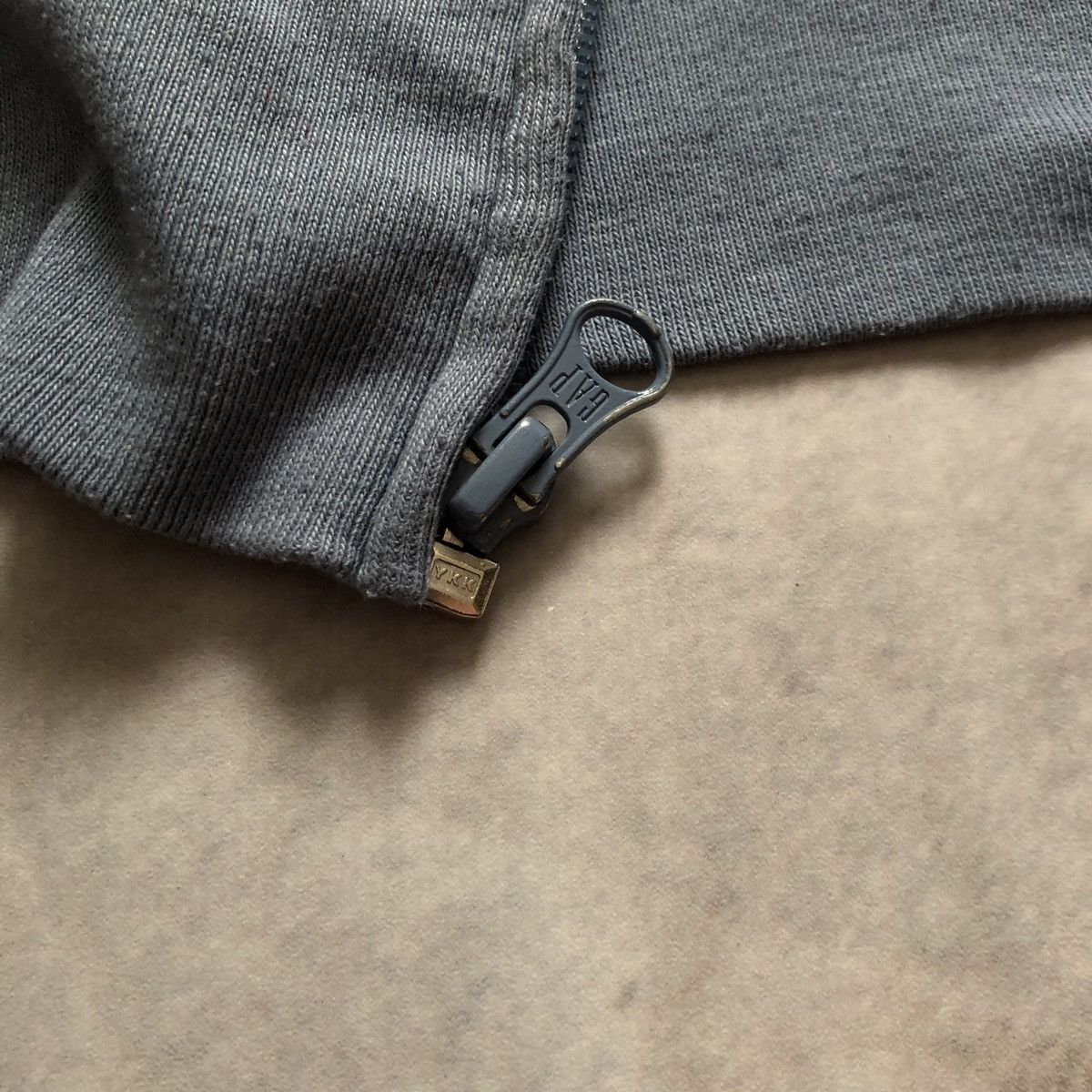 Designer × Gap Vintage GAP Hoodie Spellout Retro Skate Rock Y2K 90s Size S / US 4 / IT 40 - 4 Thumbnail