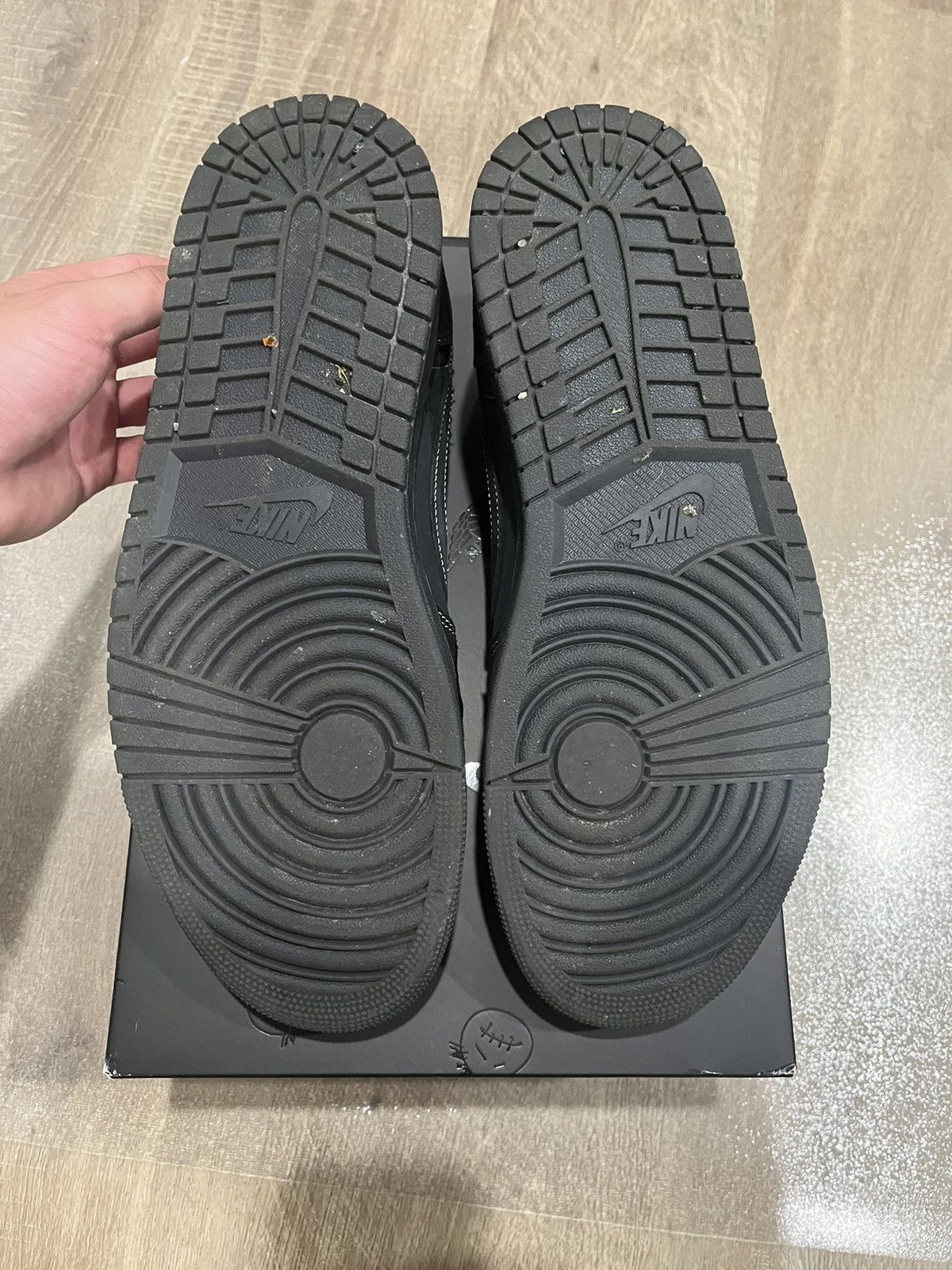 Jordan Brand × Travis Scott Jordan 1 Travis Scott Low “Black Phantom” Size US 11 / EU 44 - 4 Thumbnail